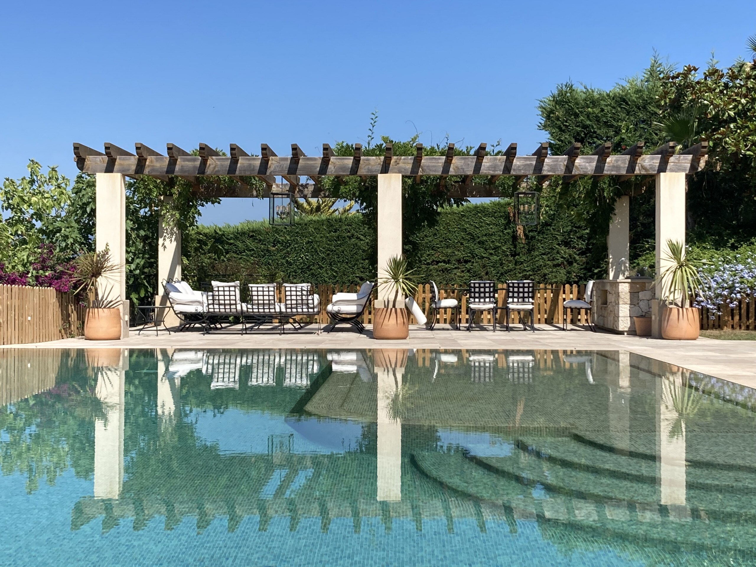 Property Image 2 - Luxurious 6 bedroom villa in Valbonne, perfect for the discerning traveller