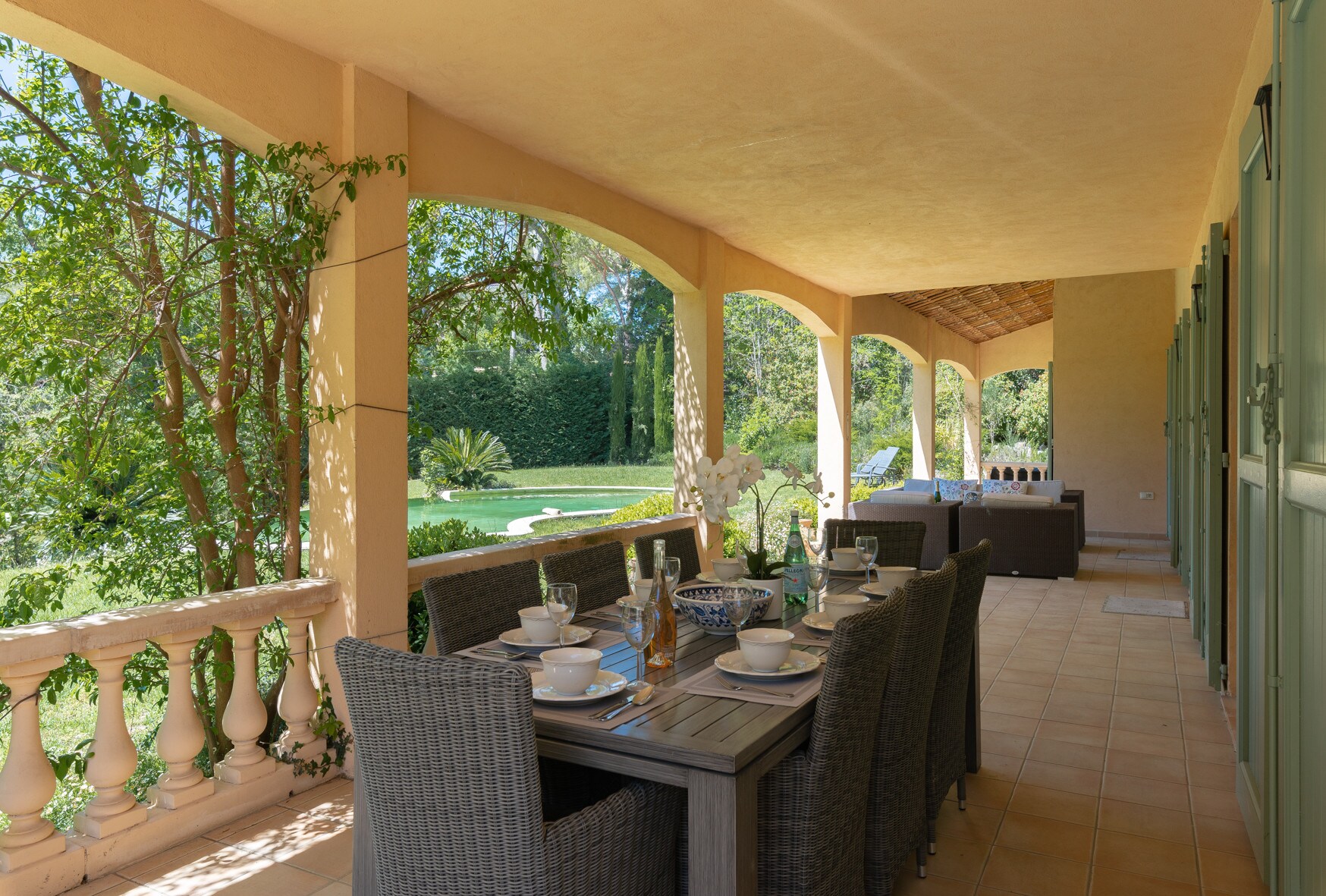 Property Image 2 - Lovely family villa with 4 bedrooms, pool and nice garden, only a 10-minute walk to Valbonne village