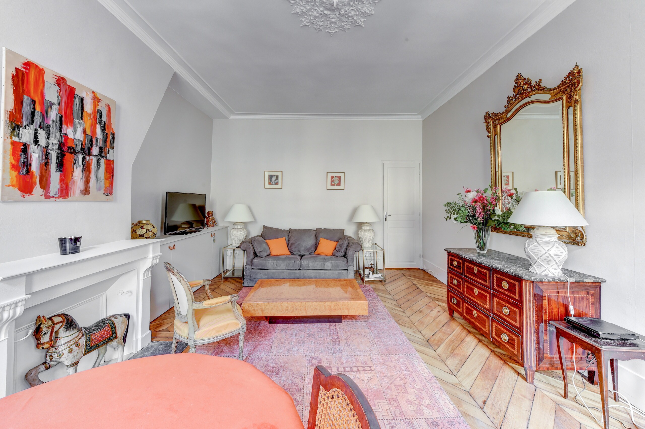 Property Image 2 - Louvre/Tuileries apartment 200m from the Seine