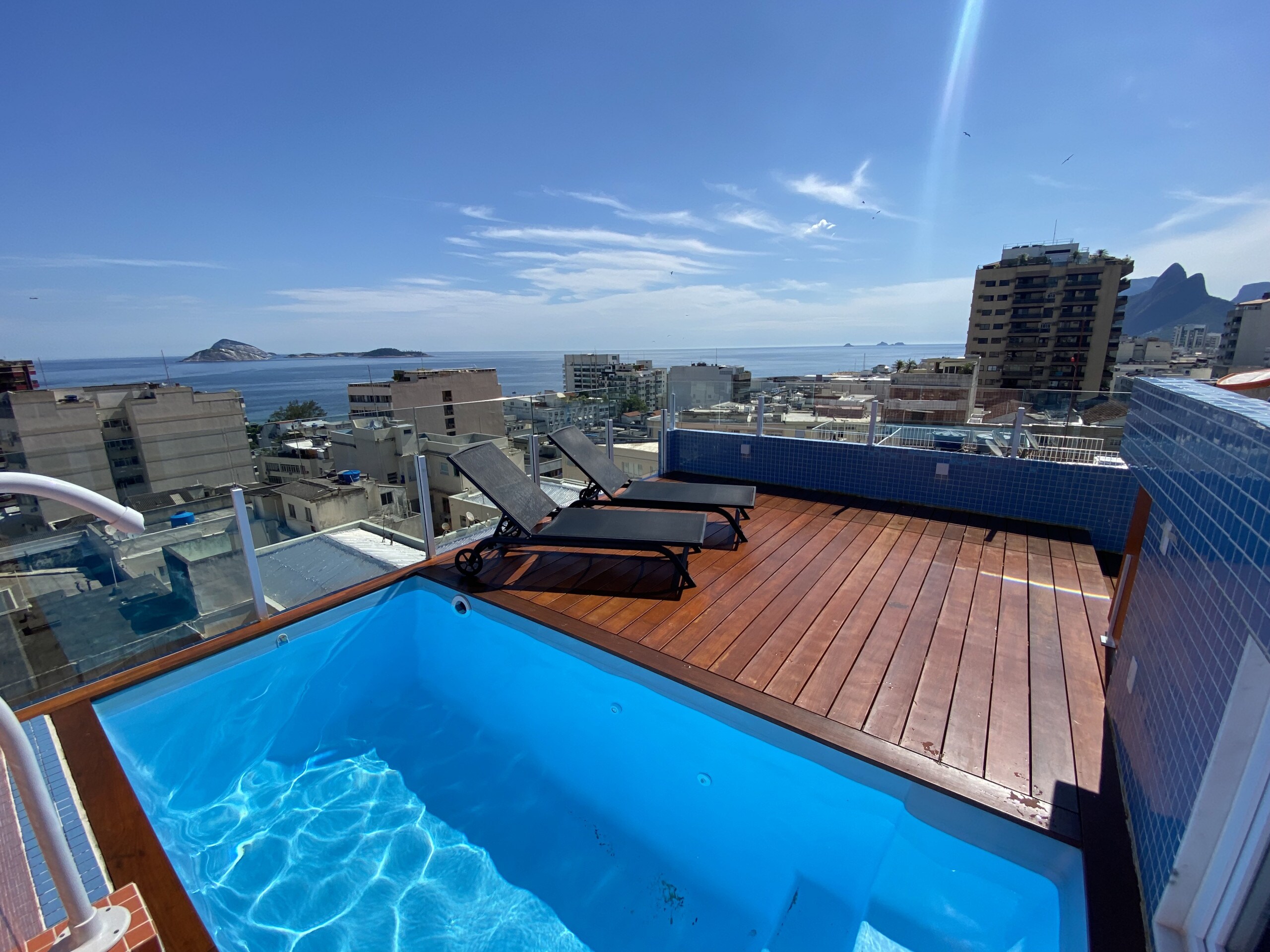 Property Image 1 - Elegant 3 Bedroom Penthouse between Copacabana and Ipanema