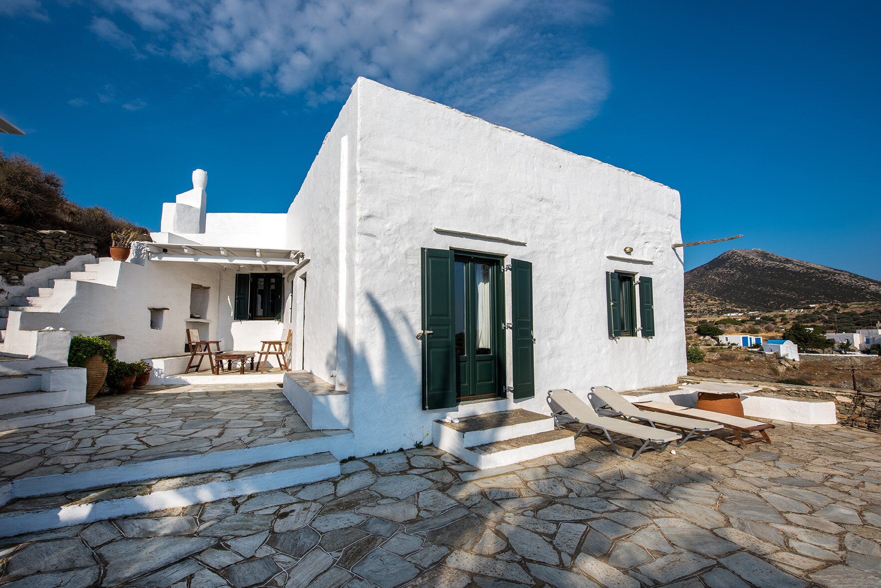 Property Image 1 - Traditional Small Auxiliary Villa in Sifnos