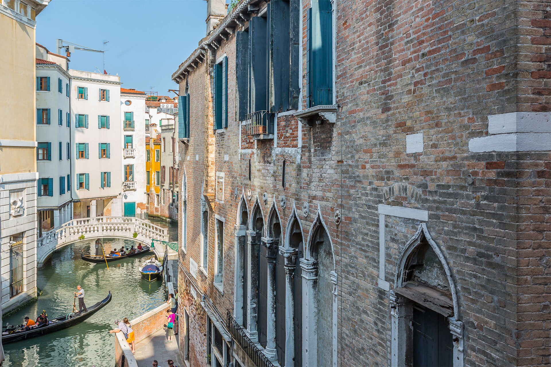 Property Image 1 - Contemporary Apartment with Canal View in San Marco