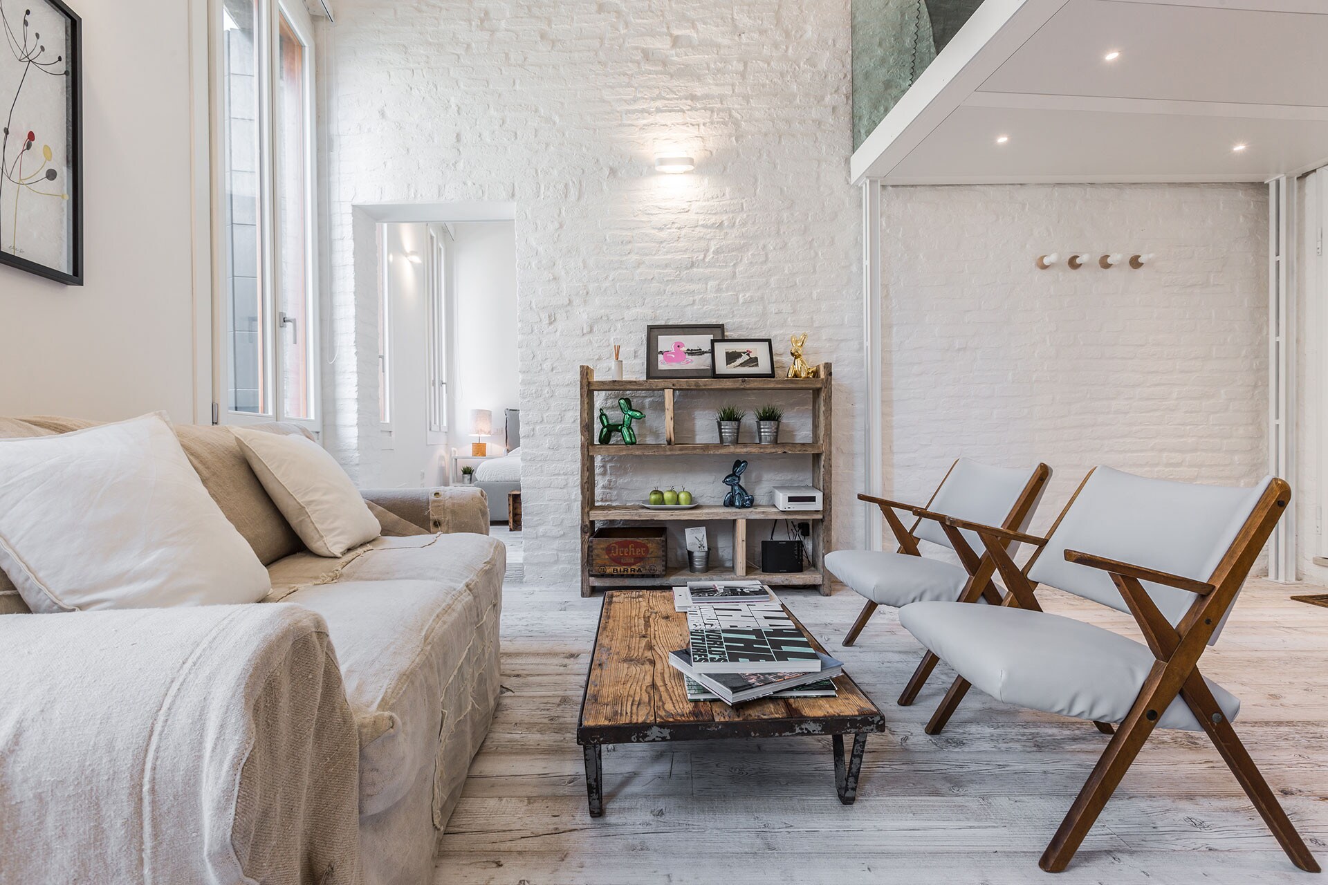 Property Image 2 - Stylish Apartment with Industrial-Vintage Furniture