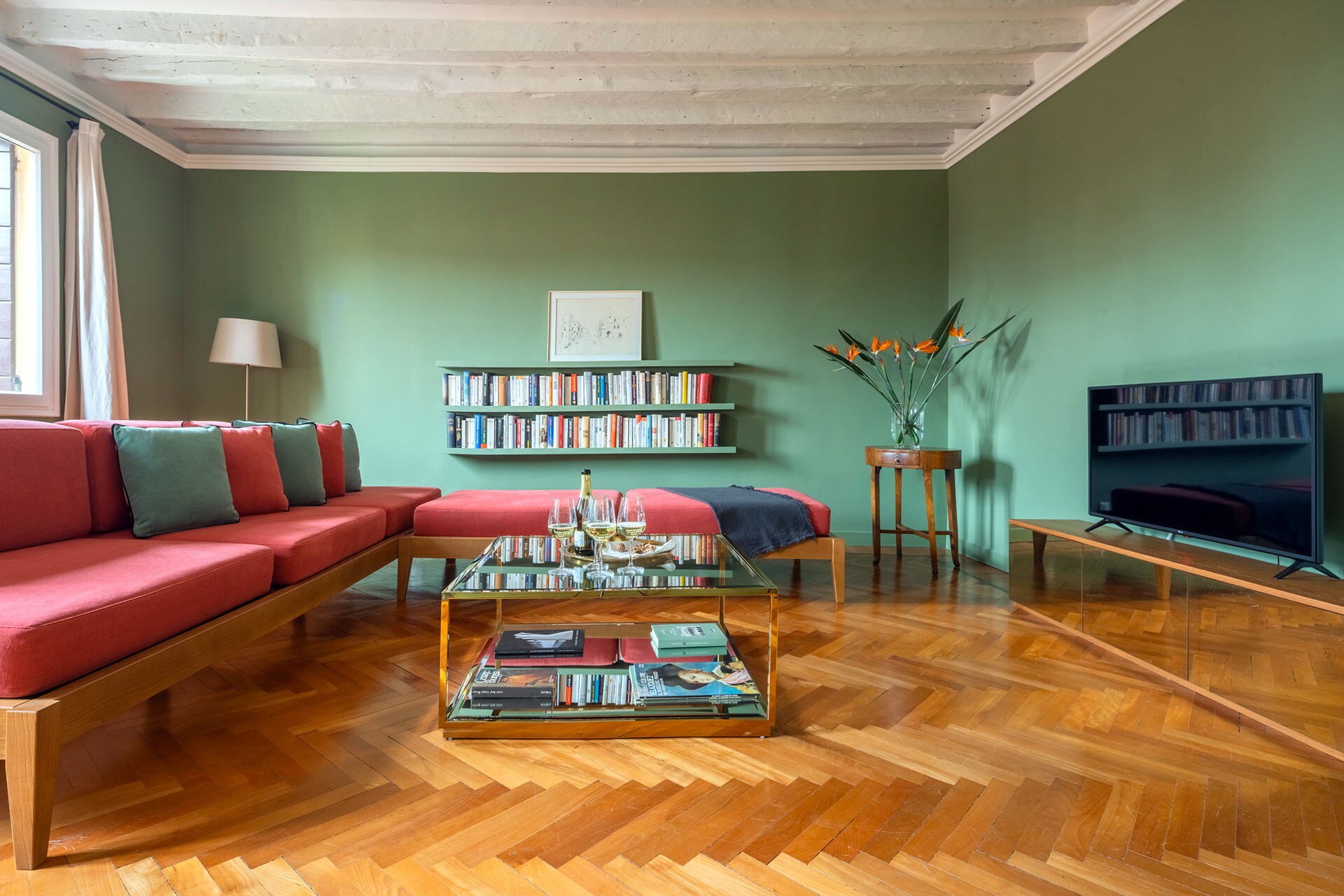 Property Image 1 - Quiet and Eclectic Apartment next to the Fenice Theatre