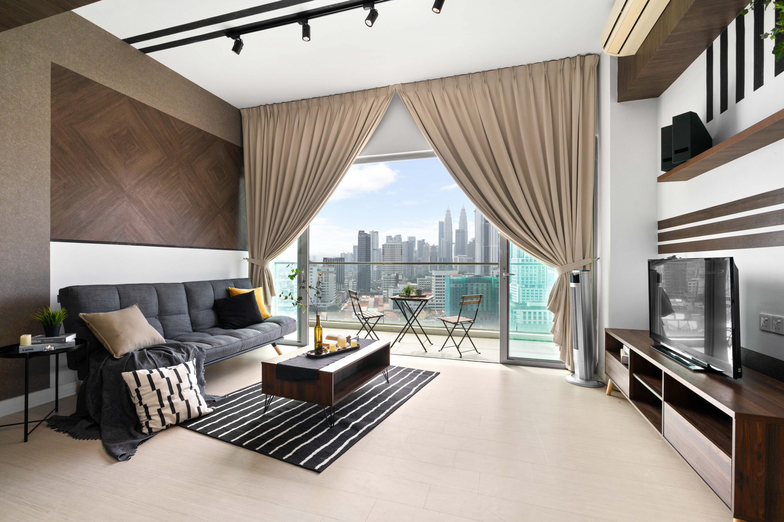 Property Image 1 - Reminiscent of Contemporary Nature with KLCC View