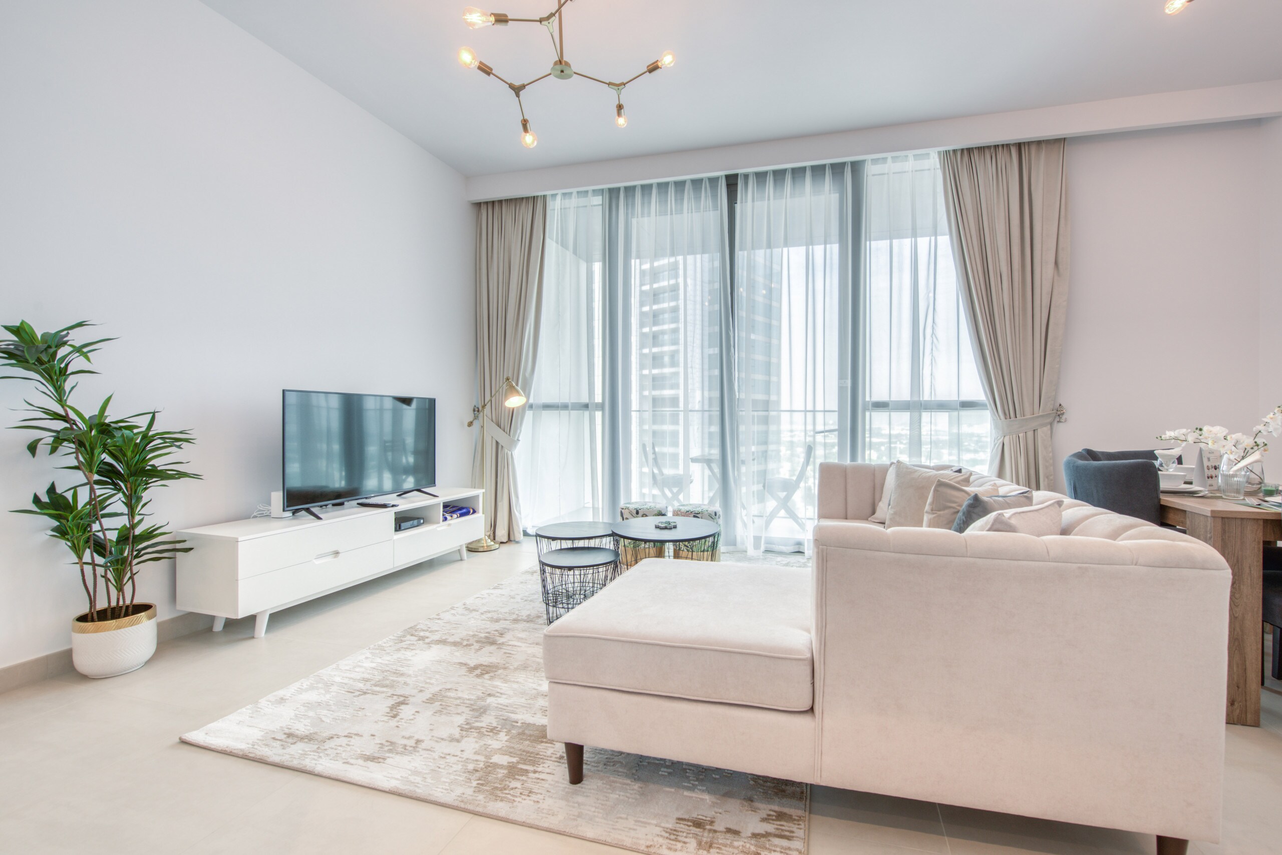 Property Image 2 - Alluring 1BR at Downtown View Downtown Dubai