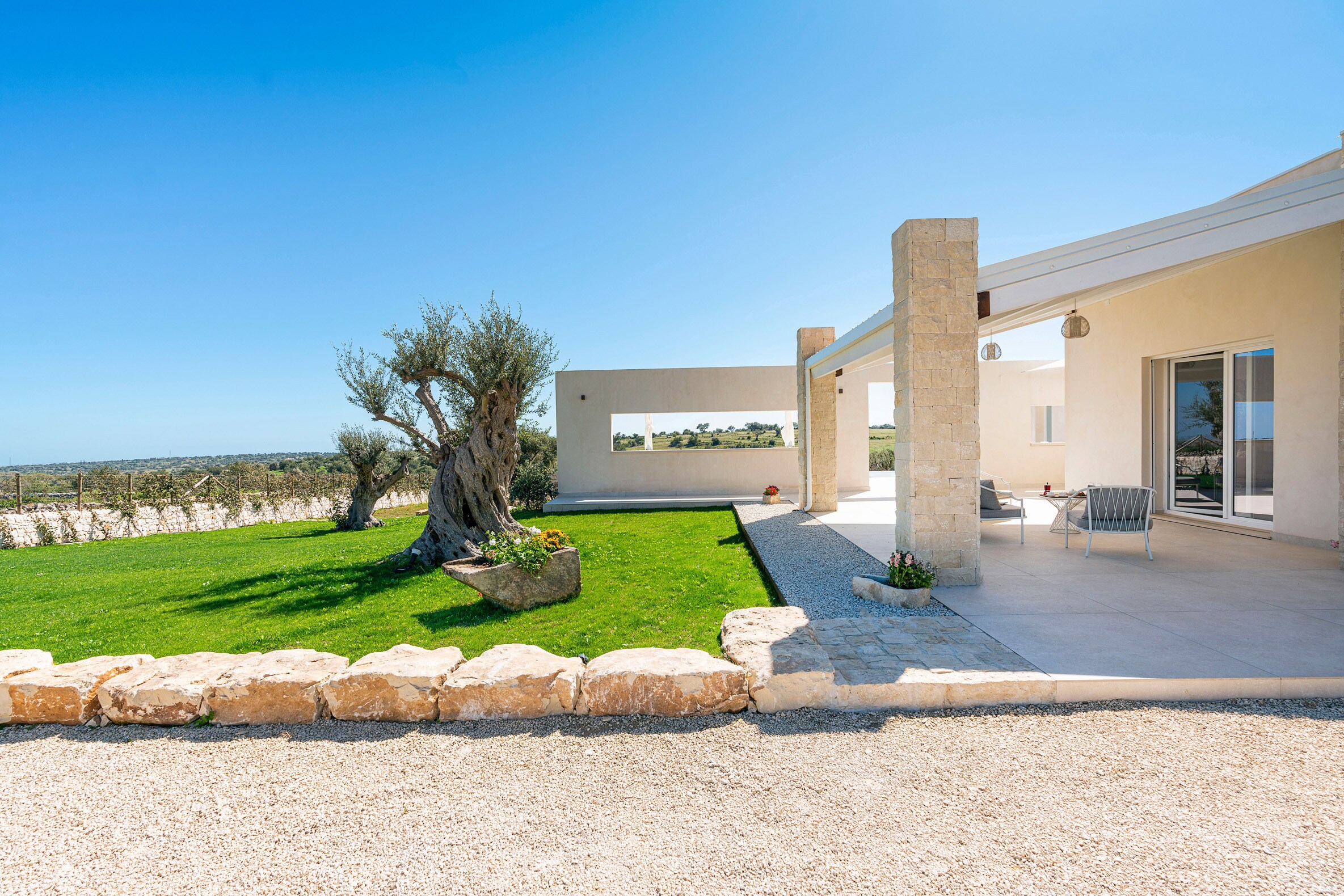 Property Image 2 - Mediterranean modern villa with infinity pool﻿