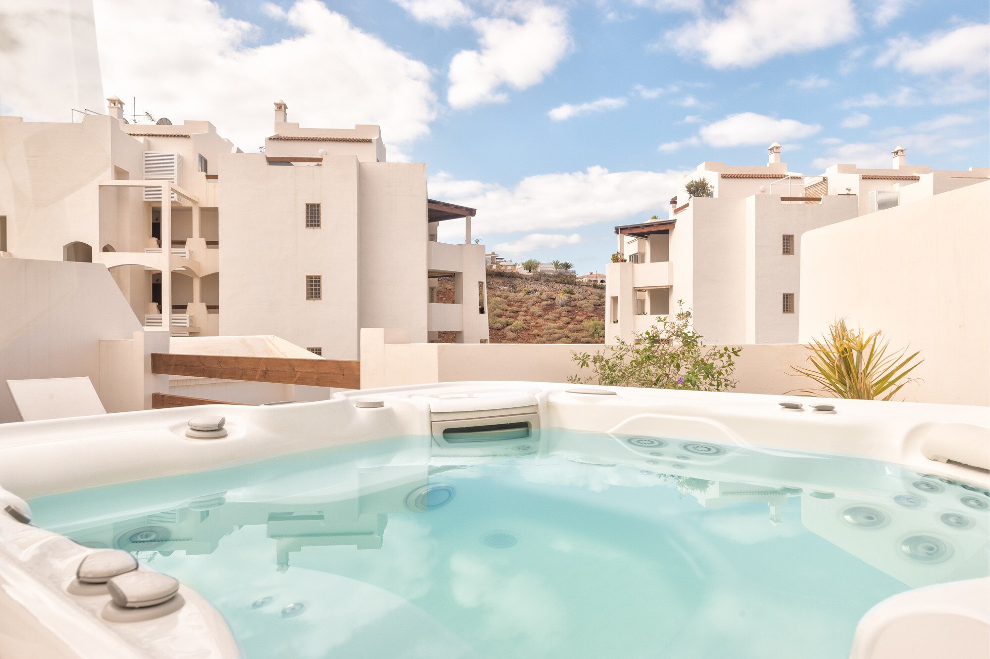 Property Image 1 - Colinas - Teguise 3.3 PENTHOUSE POOL VIEW & JACUZZI 2B