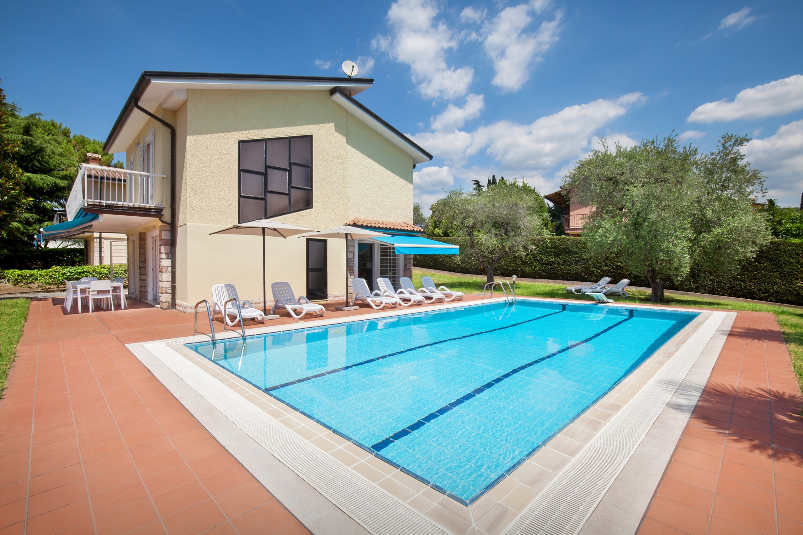 Property Image 1 - Villa Rose con ampia piscina privata in Bardolino
