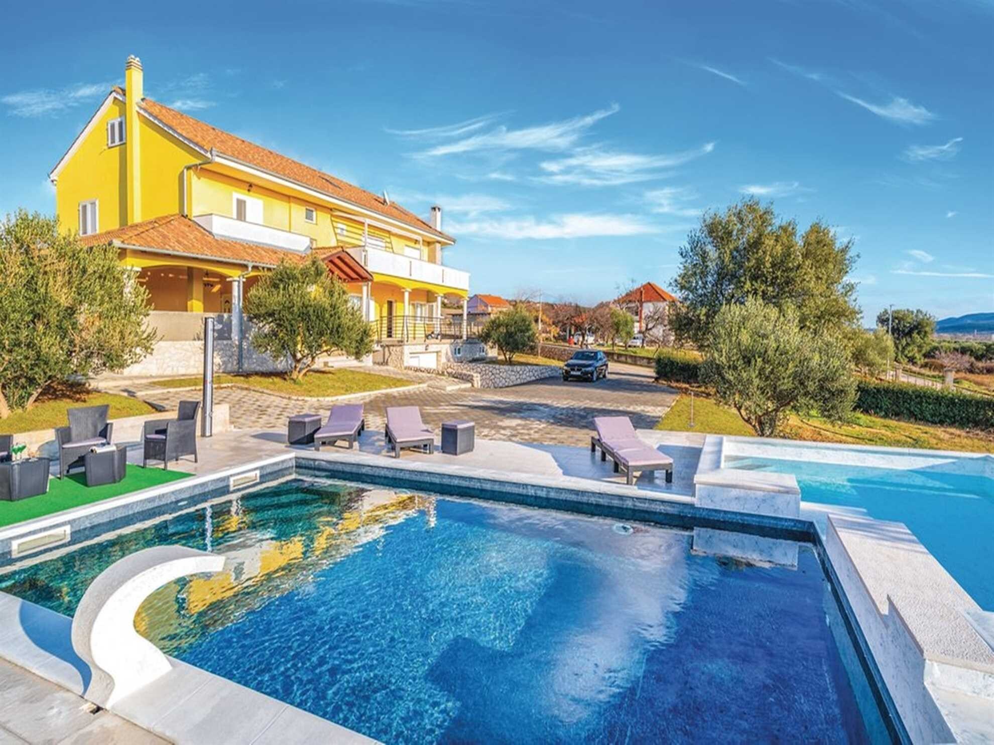 Property Image 1 - Villa Mande with pool 