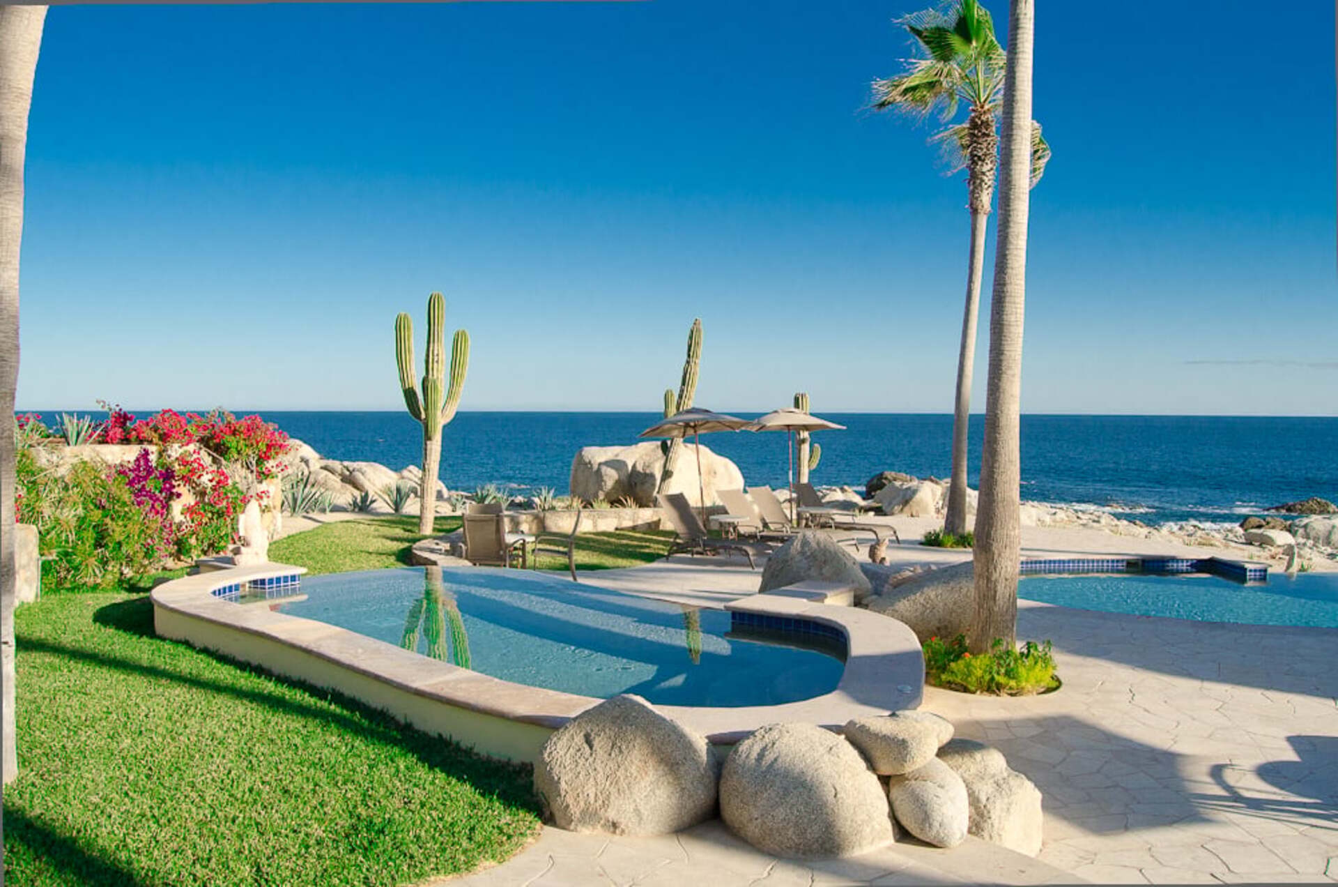 Property Image 2 - Imagine Renting a Luxury Beachfront Holiday Villa, Cabo San Lucas Villa 1015