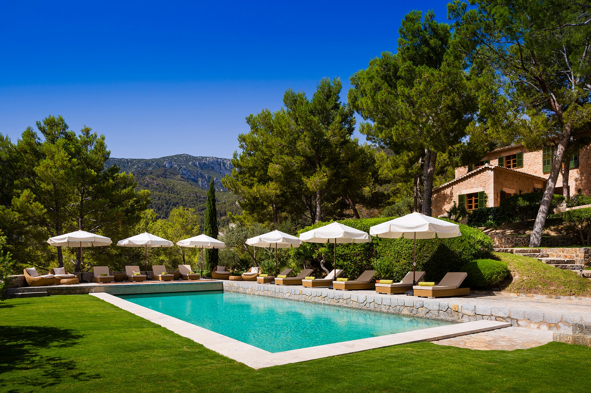 Property Image 2 - This Luxury Villa is Fully Staffed, Mallorca Villa 1021