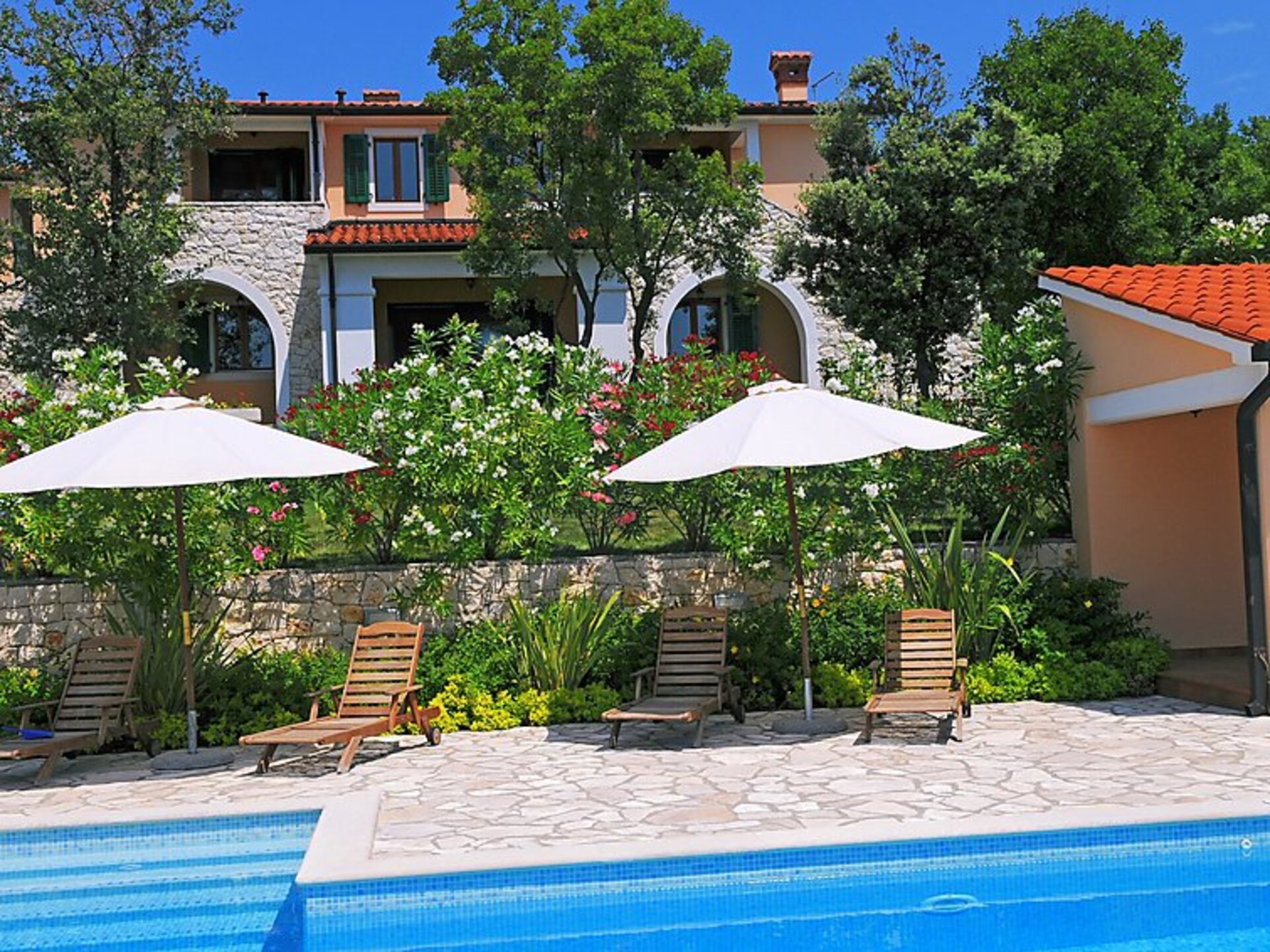 Property Image 2 - Property Manager Villa with 5 Bedrooms, Istarska županija Villa 1043