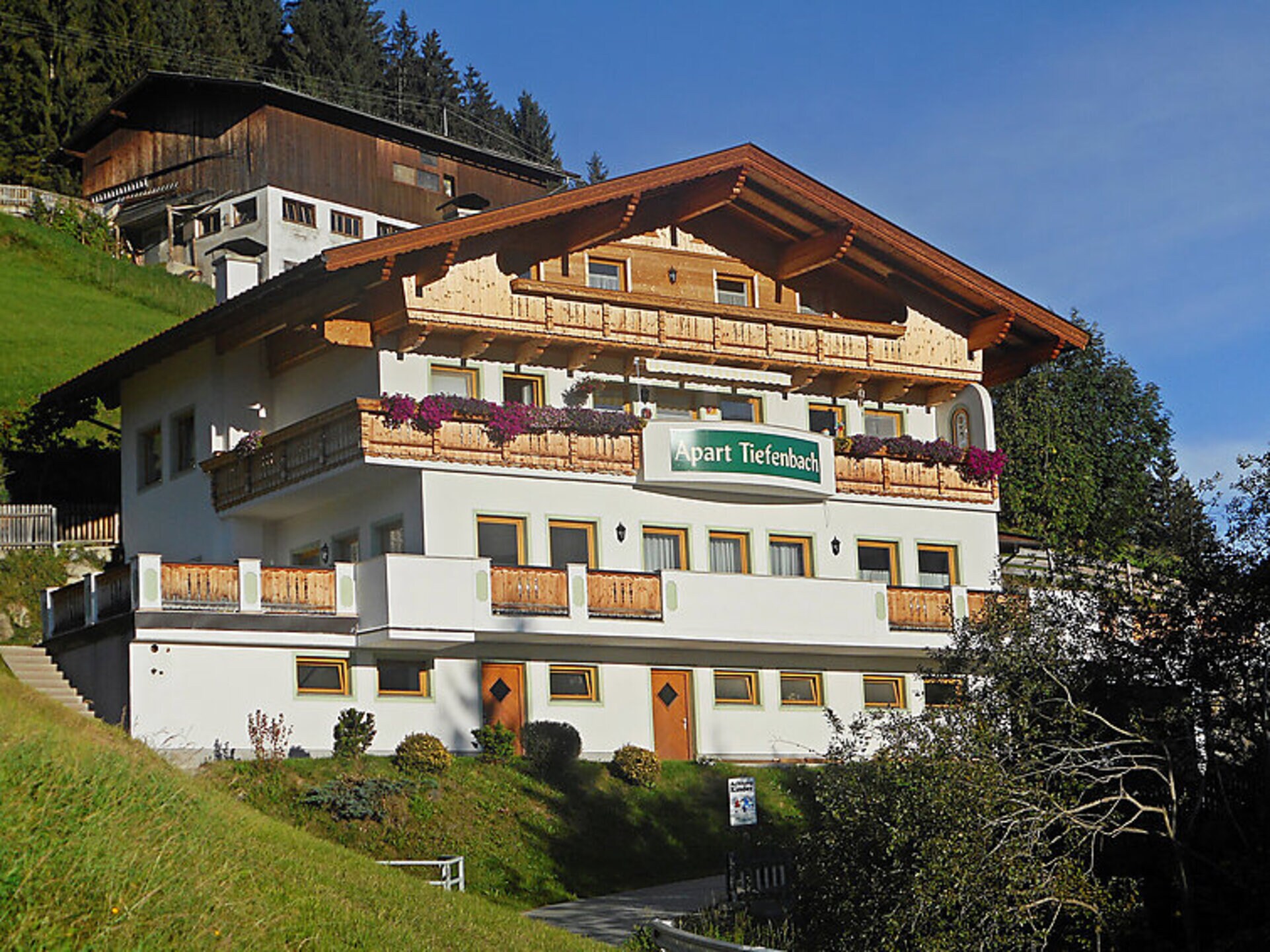 Property Image 2 - Luxury 2 Bedroom Villa, Tirol Villa 1102