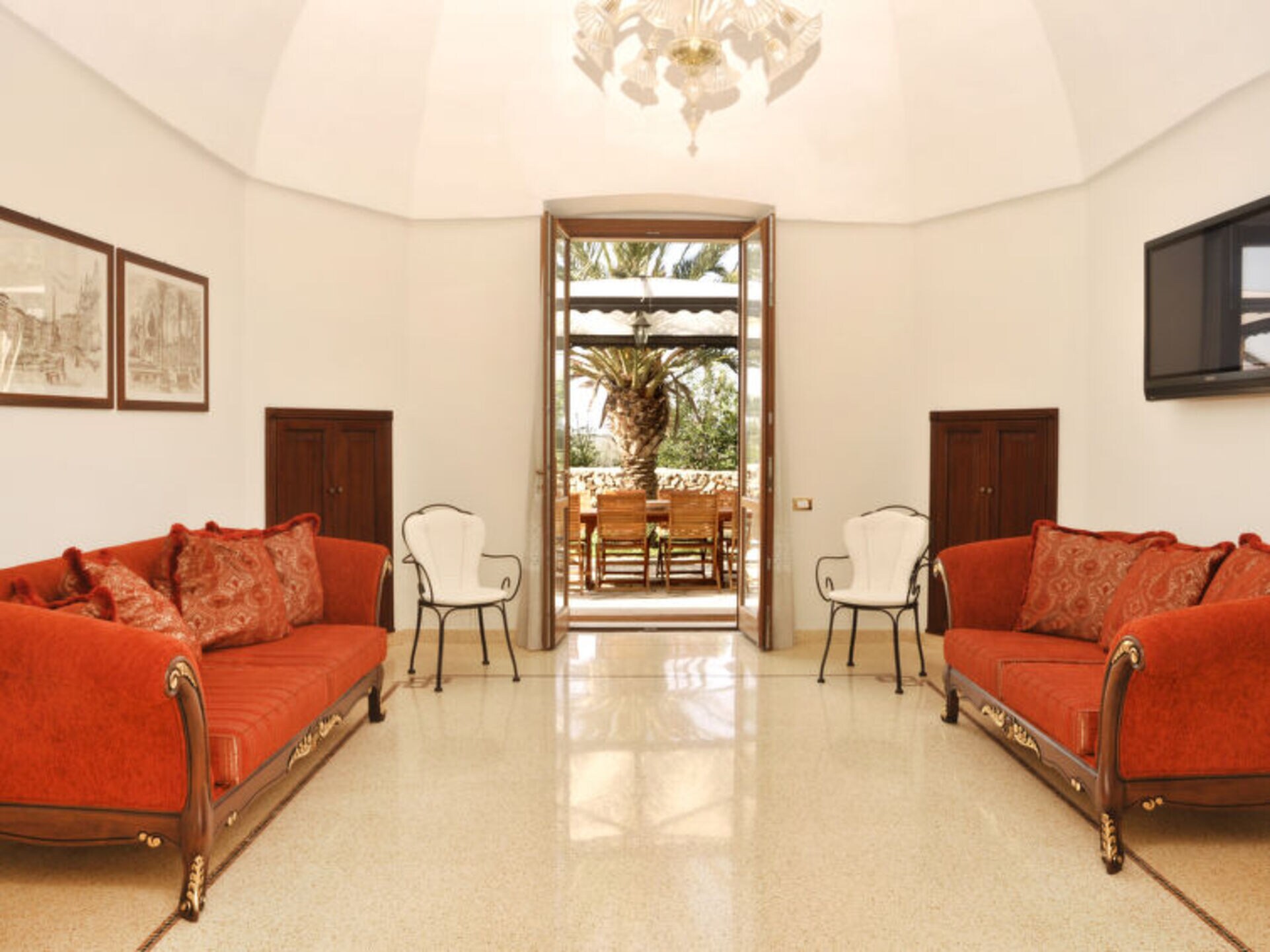 Property Image 2 - Rent Your Own Luxury Villa with 5 Bedrooms, Salento Villa 1002