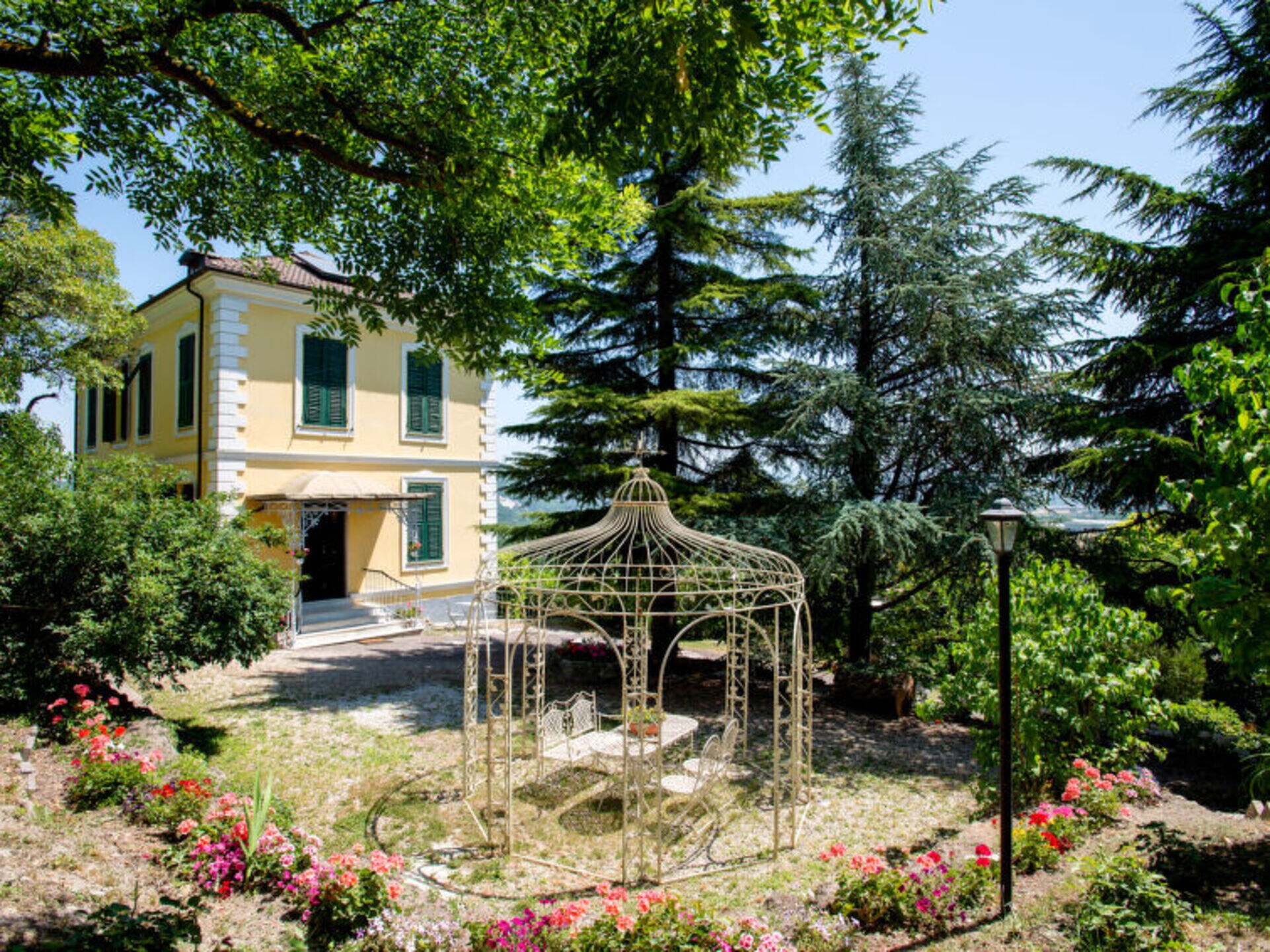 Property Image 2 - Property Manager Villa with 4 Bedrooms, Piemonte Villa 1011