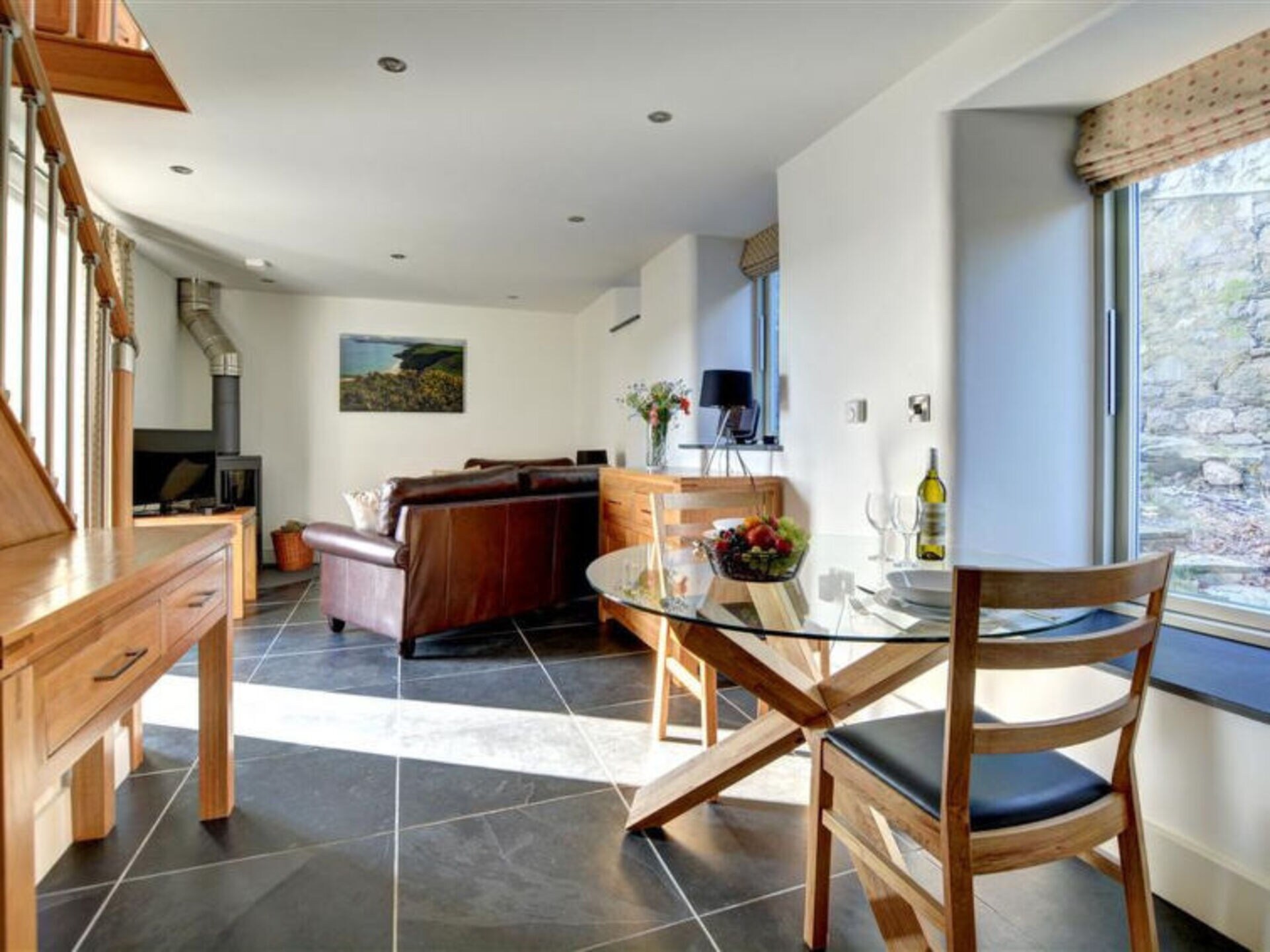 Property Image 2 - Property Manager Villa with First Class Amenities, England Villa 1238