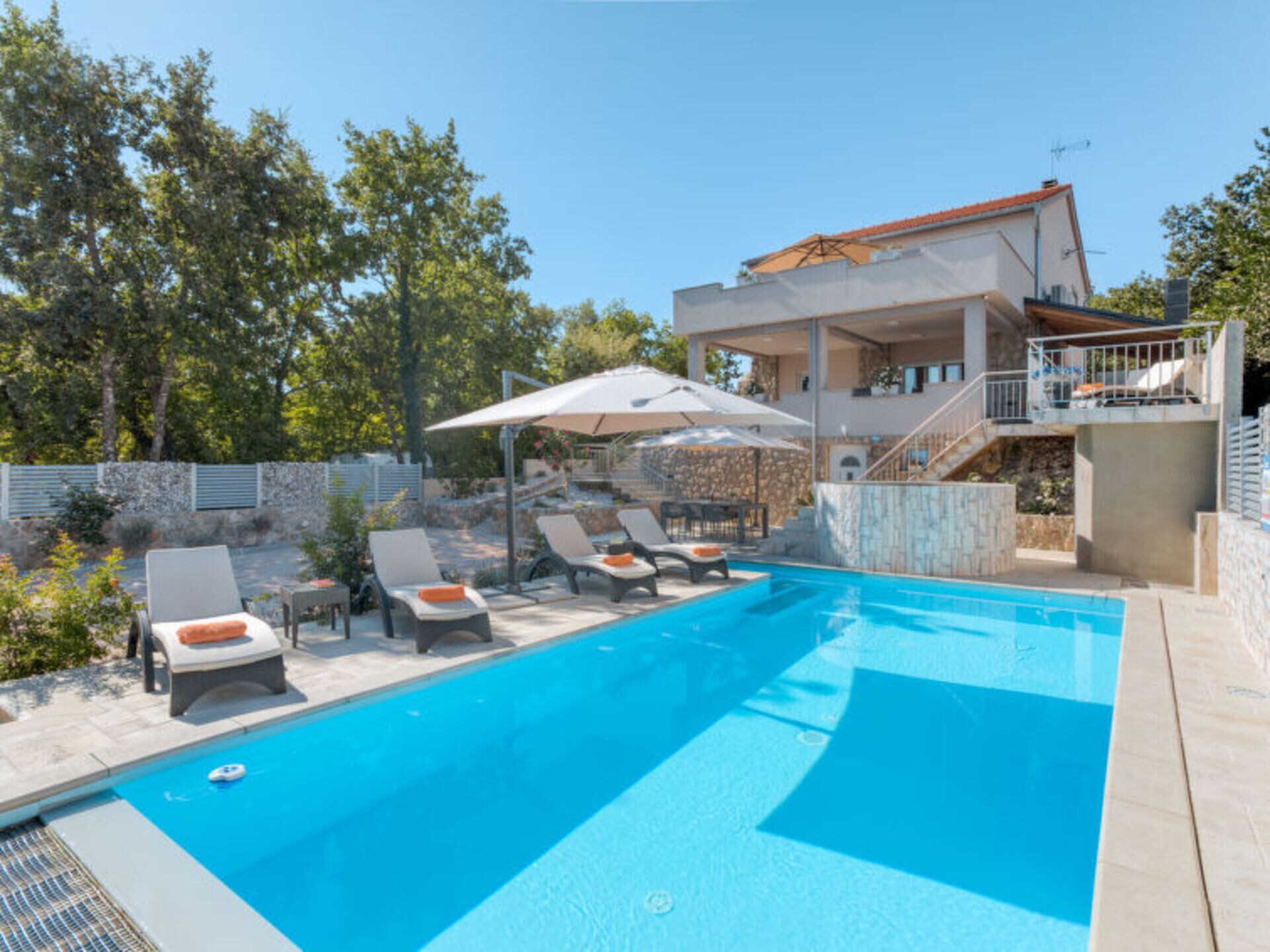 Property Image 2 - Rent Your Own Luxury Villa with 4 Bedrooms, Primorsko-goranska županija Villa 1144