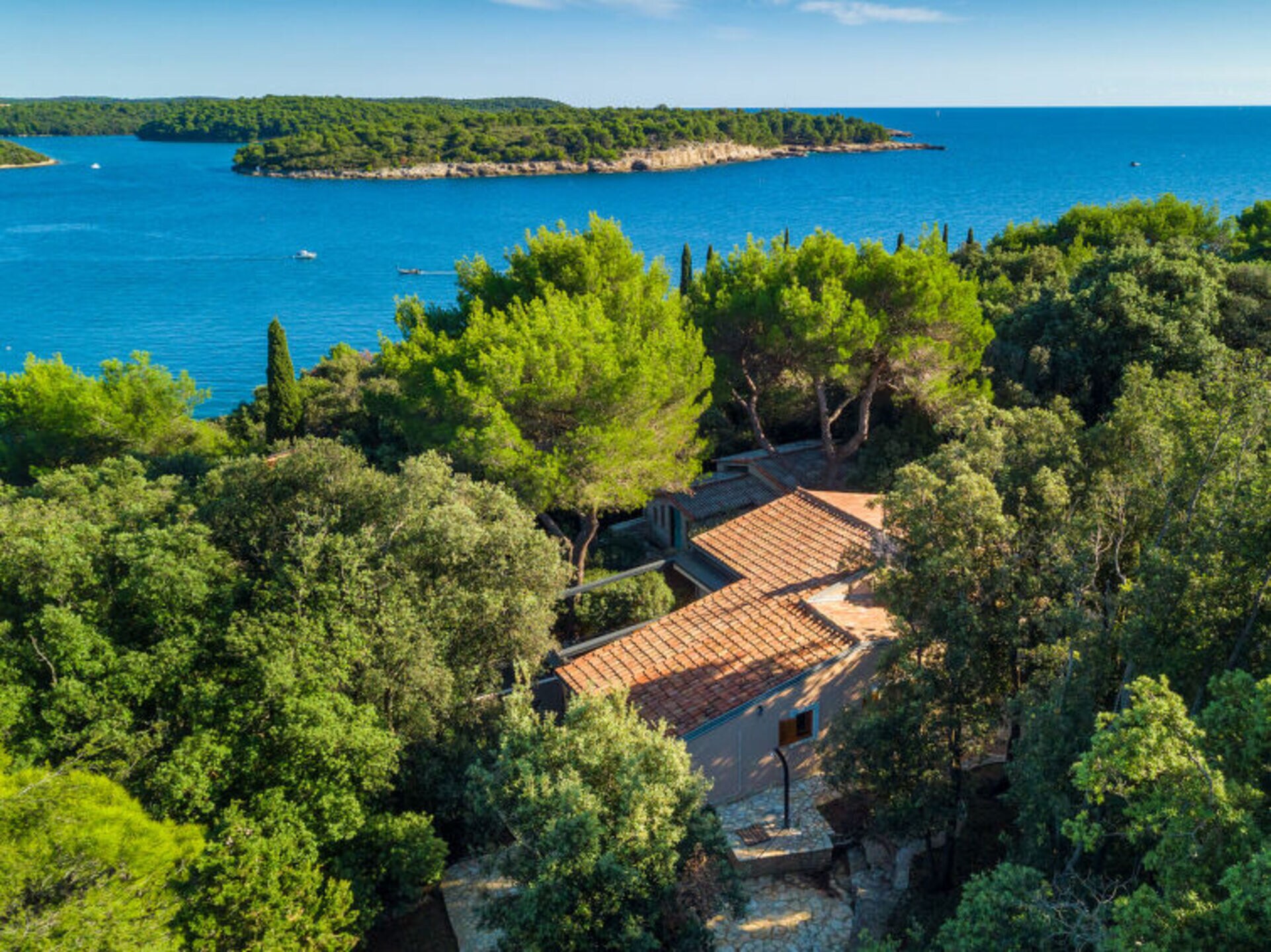 Property Image 2 - Rent Your Own Luxury Villa with 3 Bedrooms, Istarska županija Villa 1249