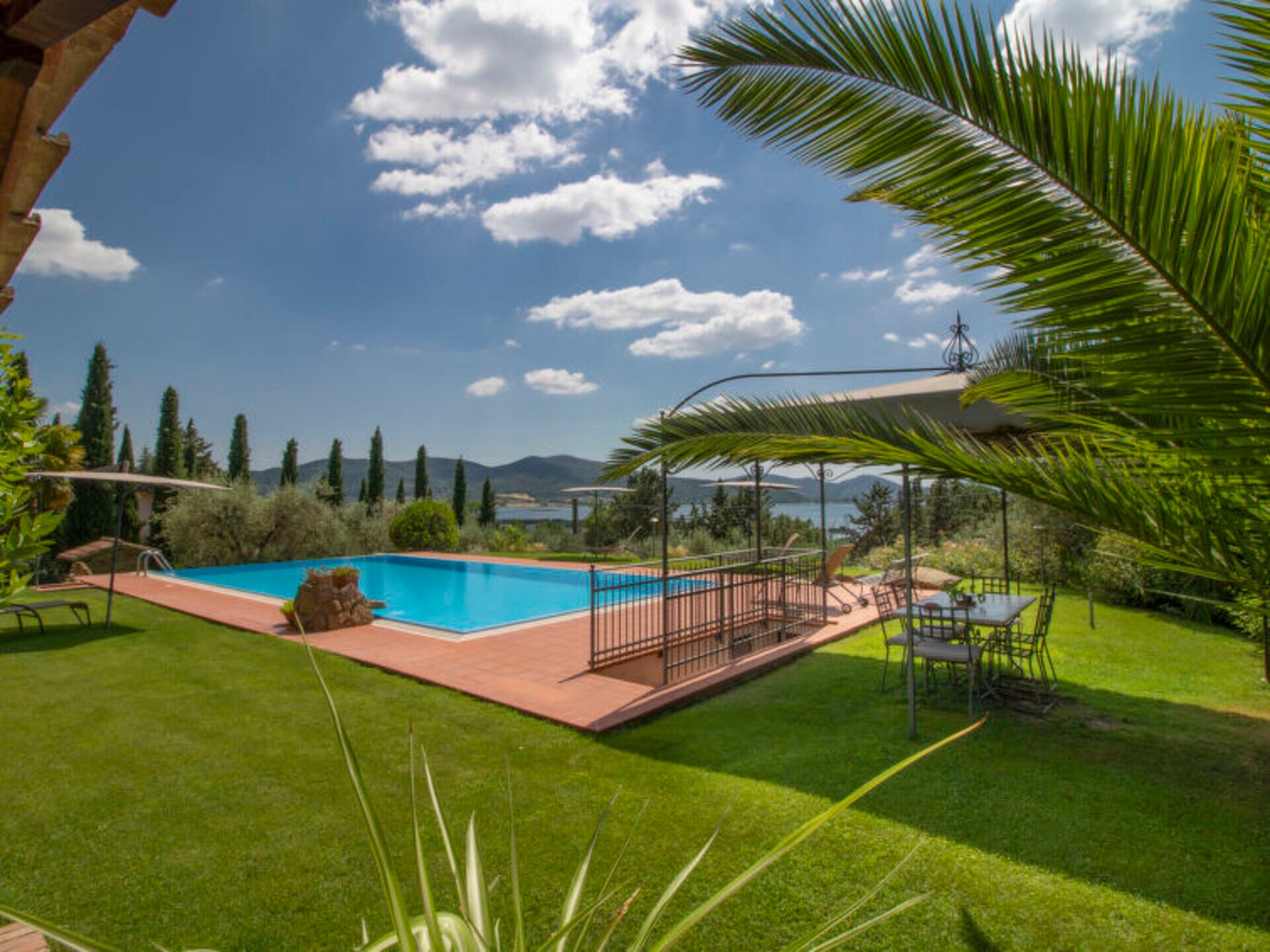 Property Image 2 - You will love this Luxury 2 Bedroom Villa, Trasimeno Lake Villa 1006