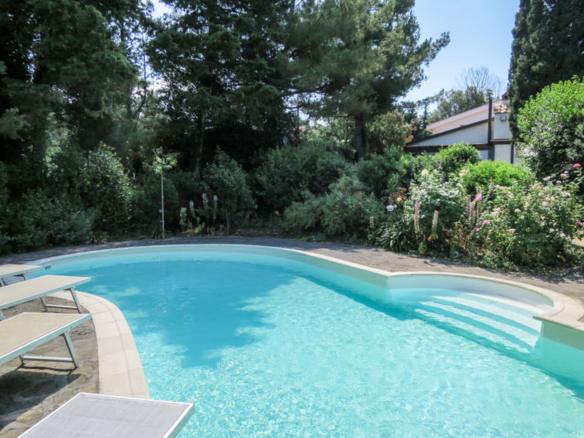 Property Image 1 - The Ultimate Villa in an Ideal Location, Riviera degli Etruschi Villa 1025
