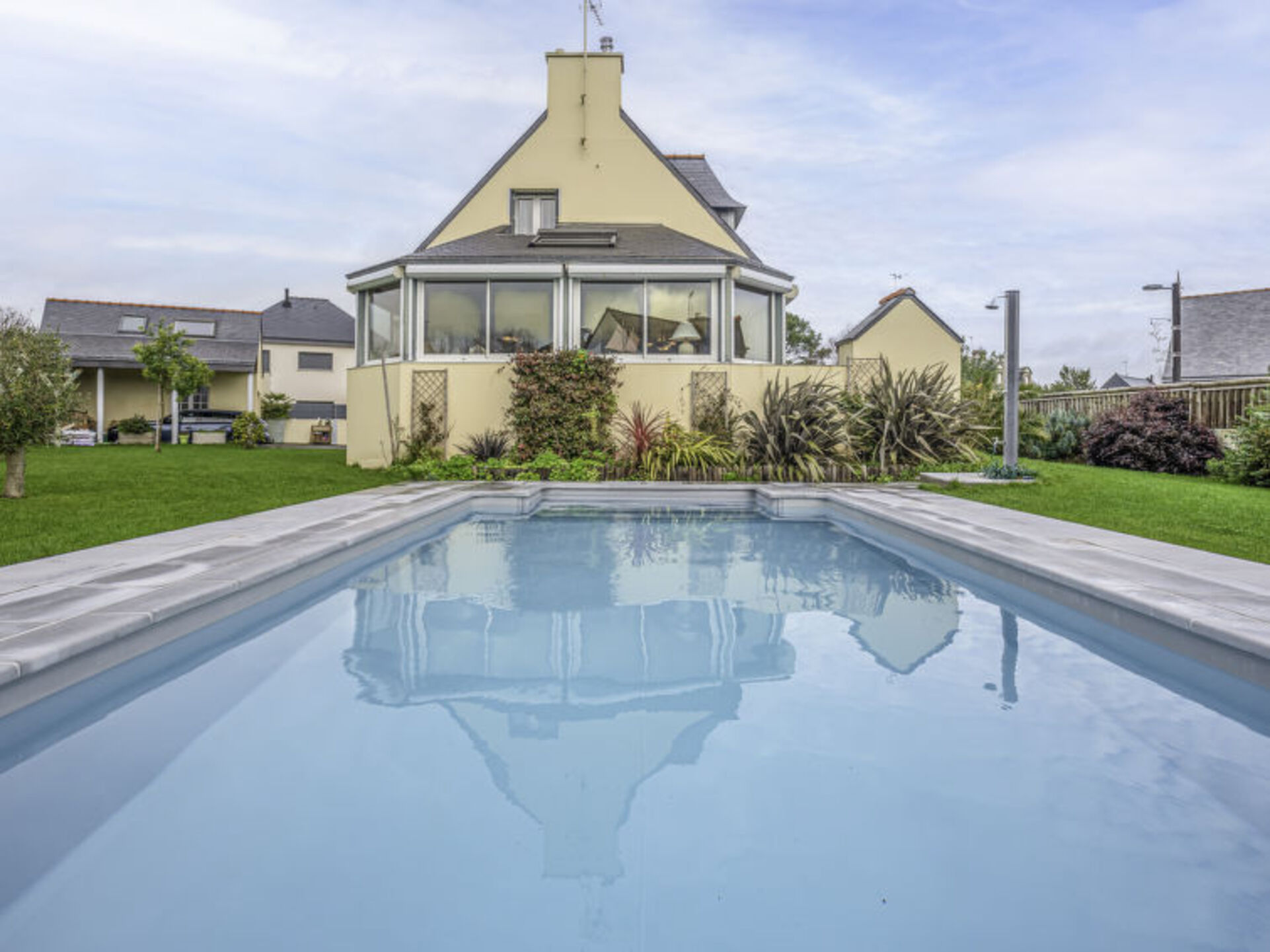 Property Image 2 - Rent Your Own Luxury Villa with 4 Bedrooms, Bretagne Villa 1102