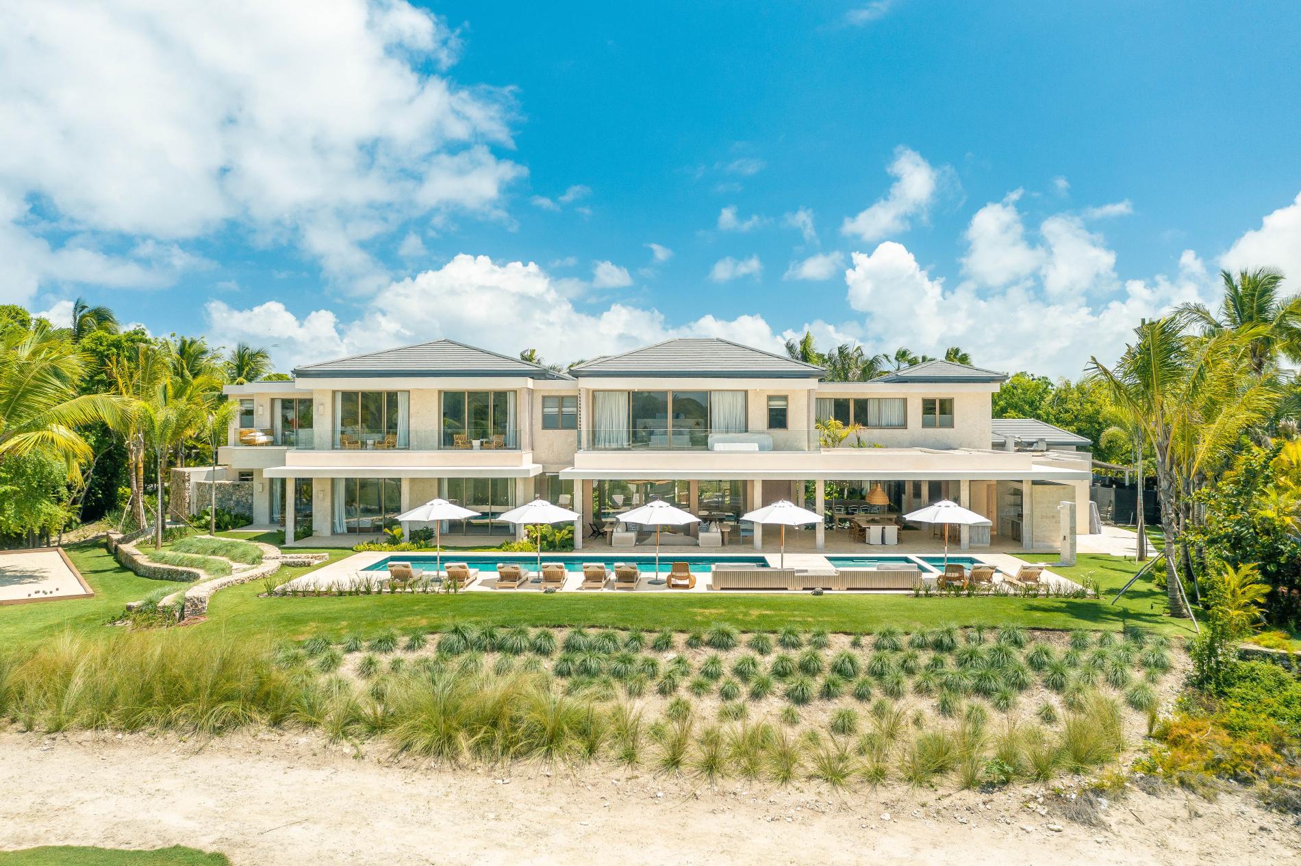 Property Image 1 - Villa Lorenne - Stunning Villa with golf views in Punta Cana