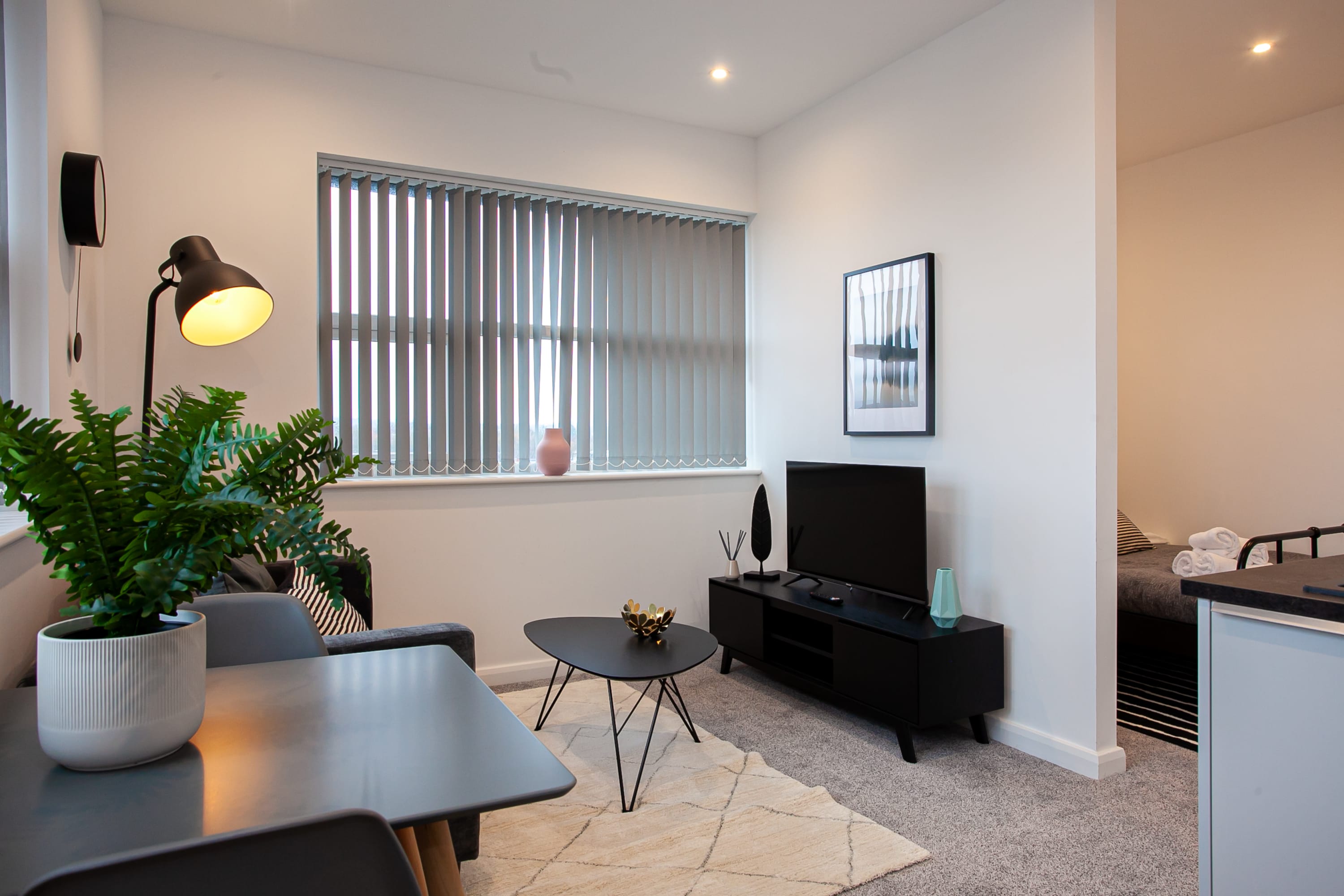 Property Image 2 - Modern 1 Bedroom Apartment in Central Bolton