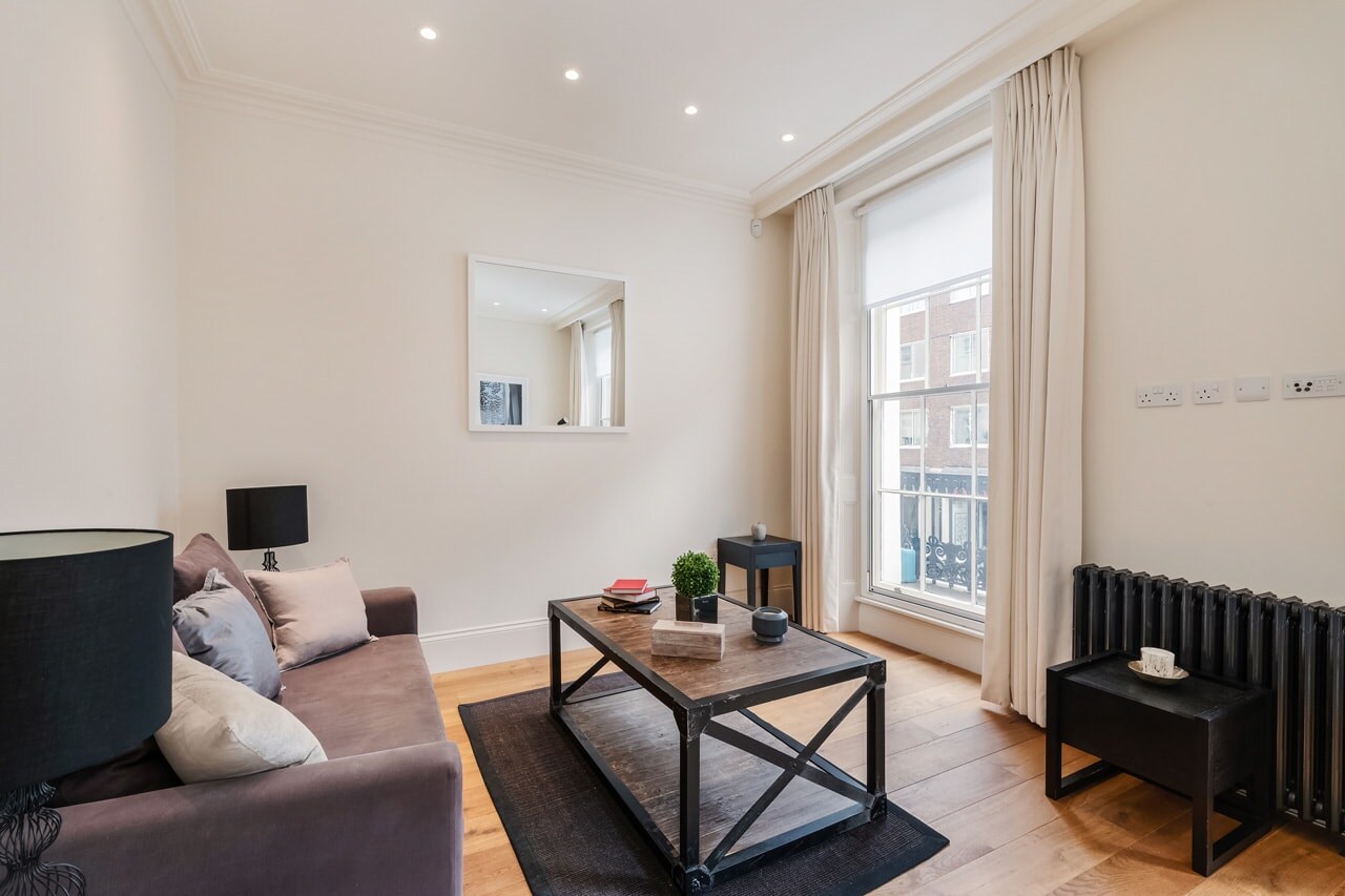 Property Image 2 - Beautiful Light Filled Apartment Minutes from Hyde Park