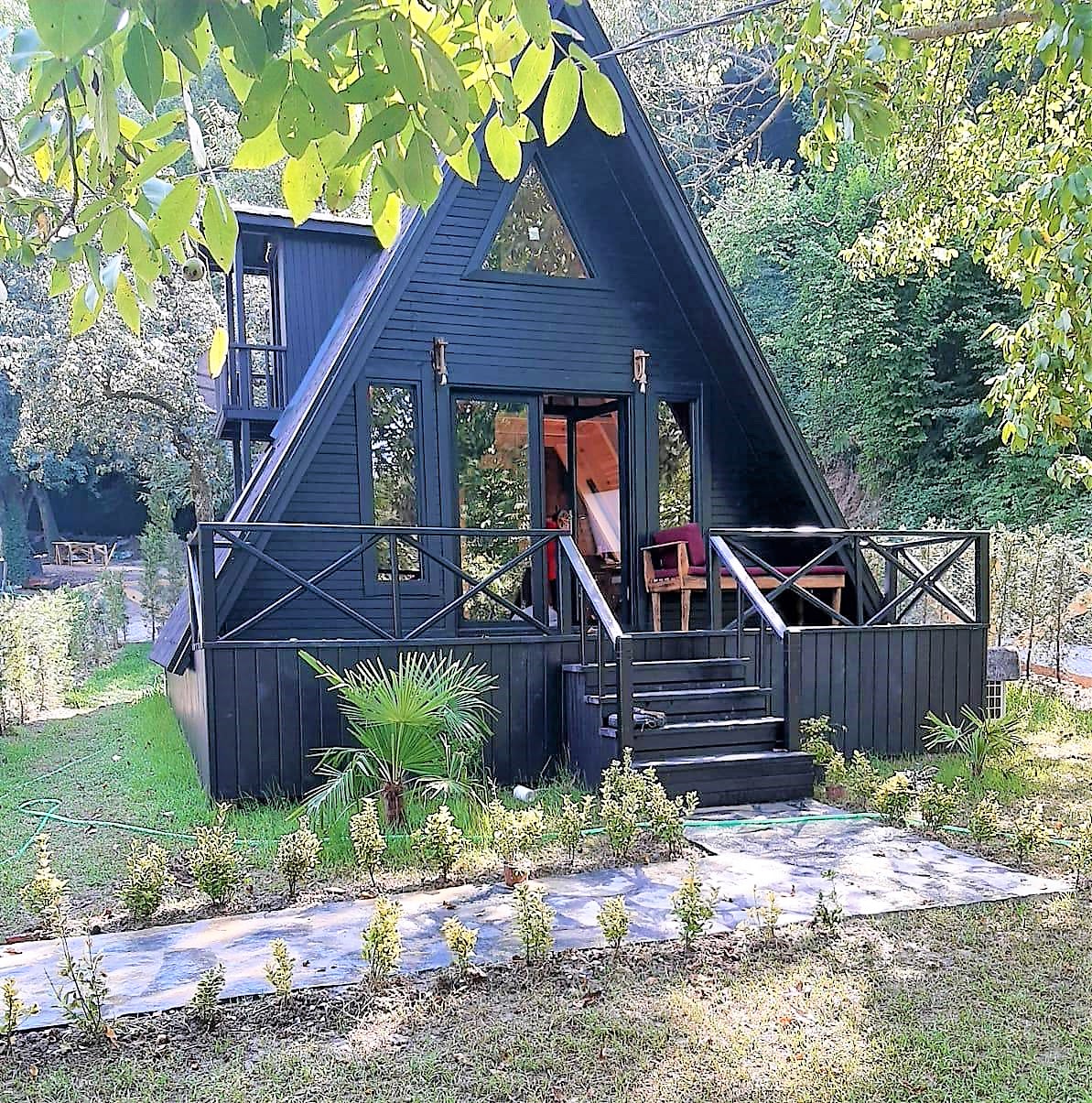 Property Image 1 - Enchanting Bungalow with Garden Surrounded by Nature in Sapanca near Kartepe