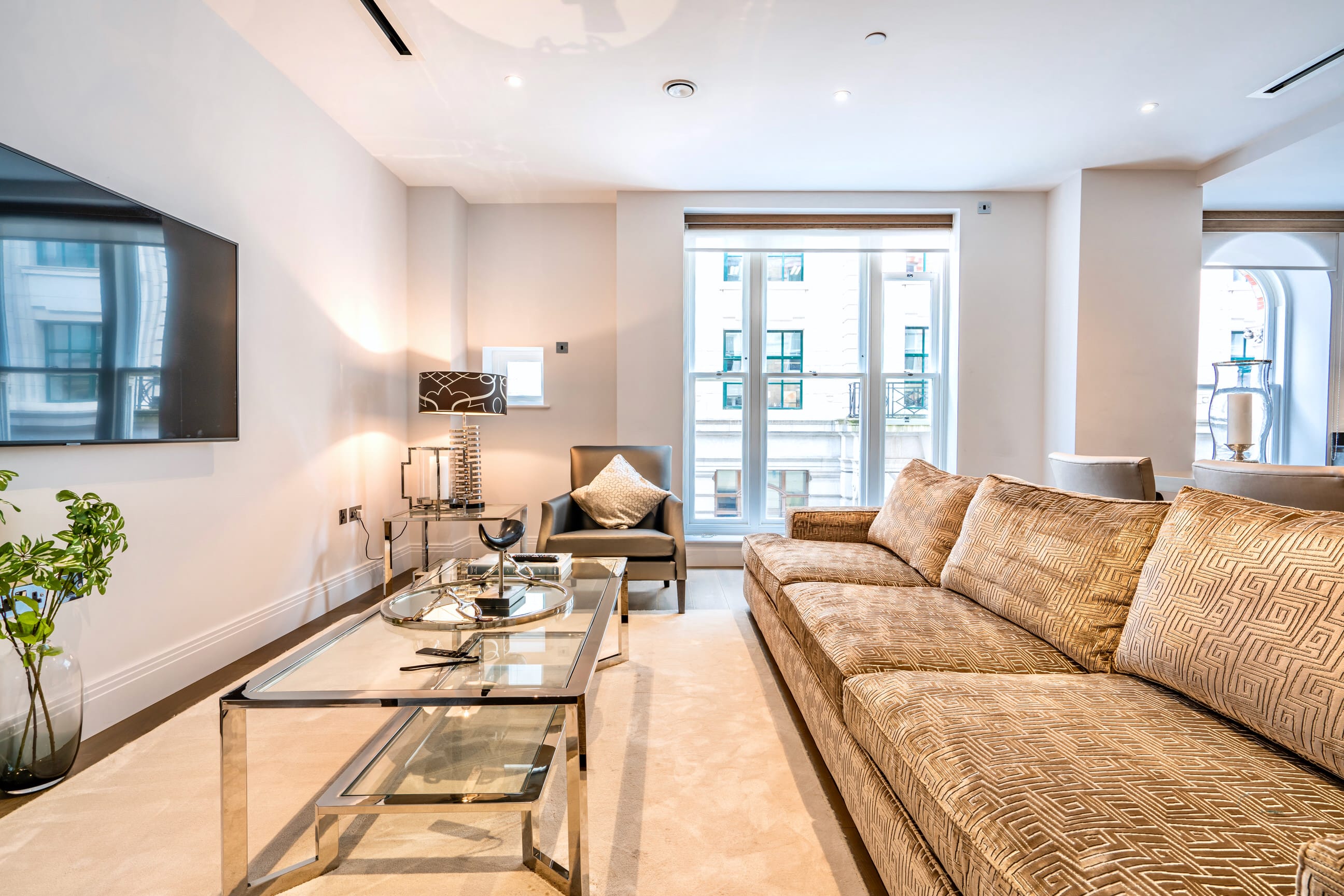 Property Image 2 - Remarkable Stylish Apartment near Many Attractions