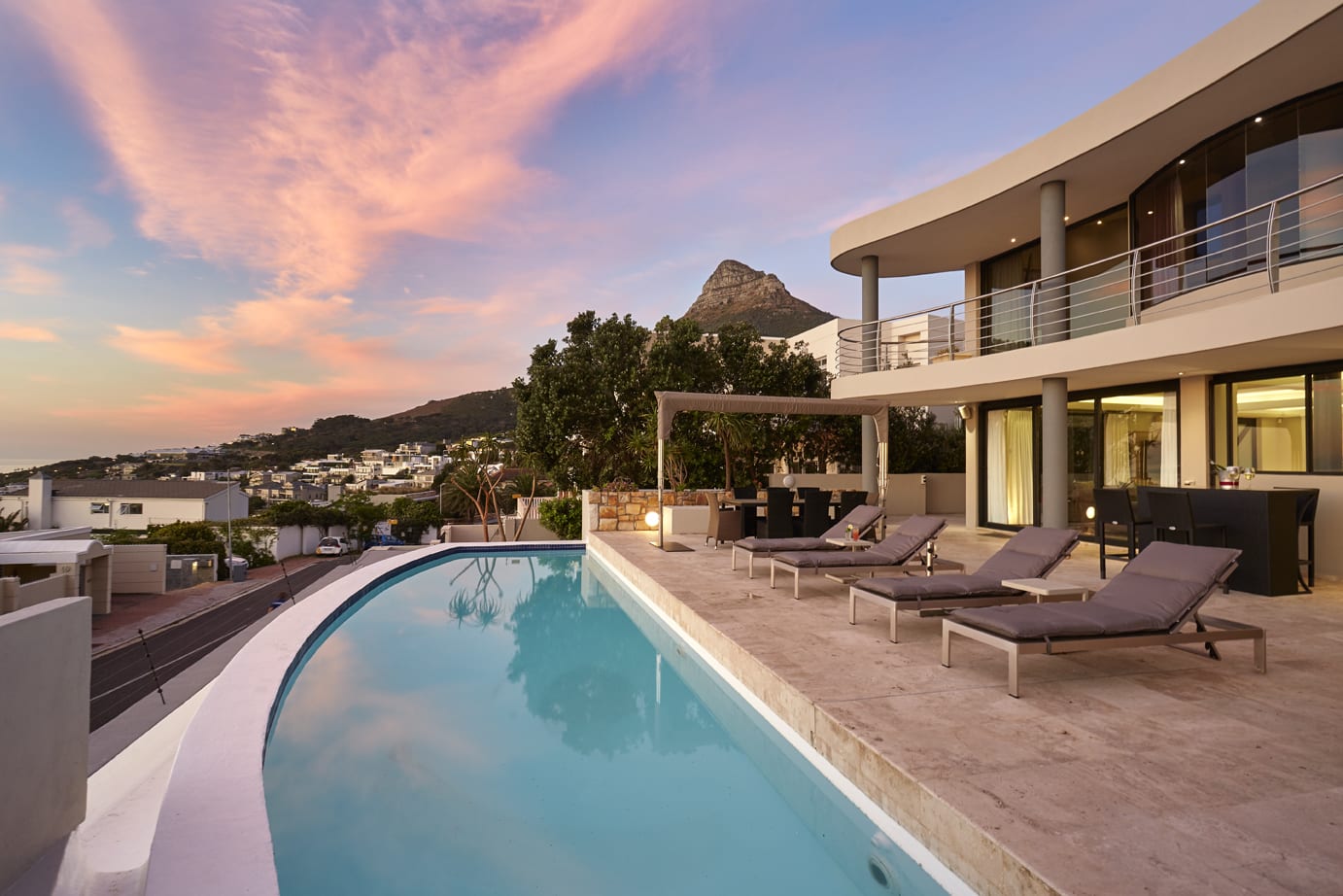 Property Image 2 - Luxury Camps Bay Villa with Large Patio and Private Pool (Wescamp)