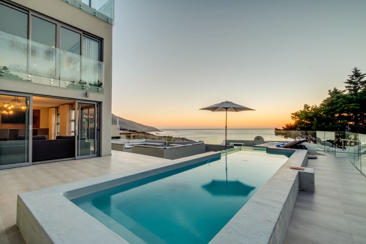Property Image 2 - Luxury Camps Bay Villa with Incredible Ocean Views (Apostles Edge)