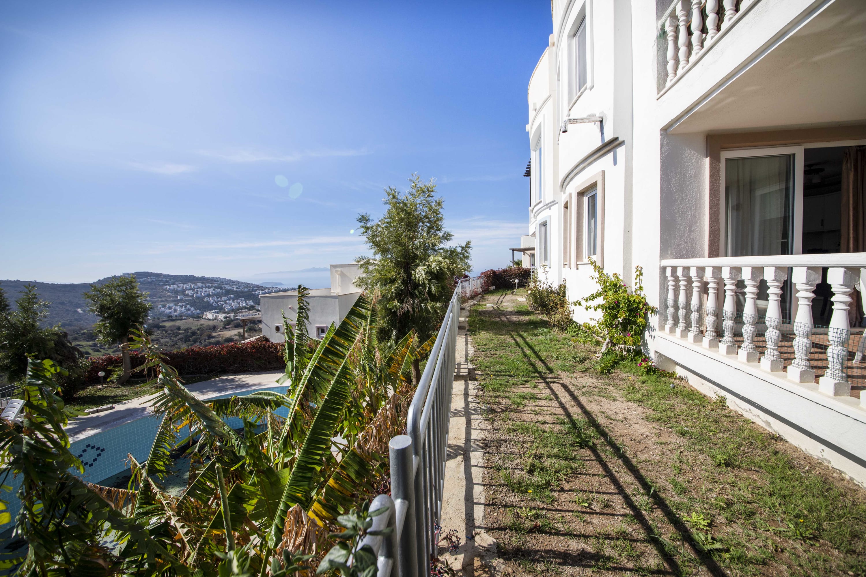Property Image 2 - Wonderful House with Lovely View and Parking