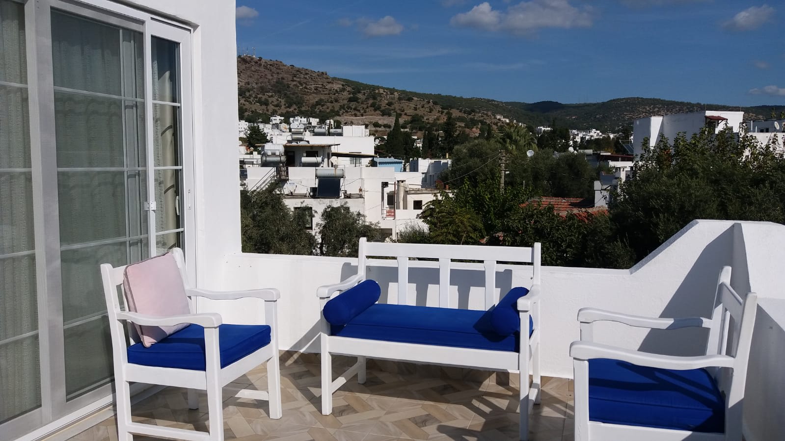 Property Image 1 - Central and Cozy Apartment near Sea and Trendy Spots in Bodrum, Muğla