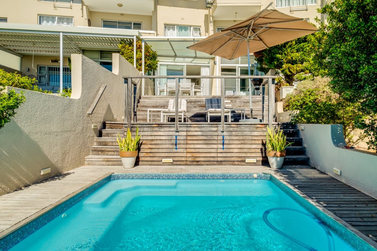 Property Image 1 - Compact Camps Bay Holiday Apartment with Private Pool (Sea Escape)