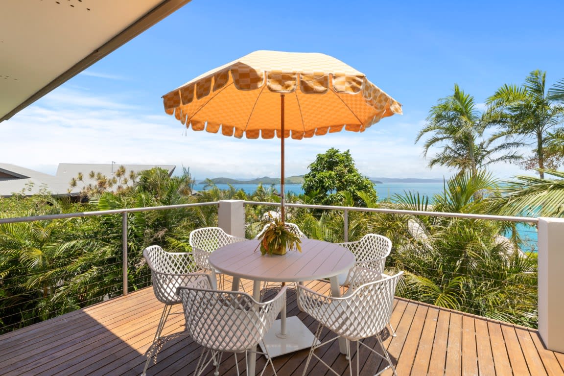 Property Image 1 - Beach House in the Whitsundays with Three Bedrooms and Pool