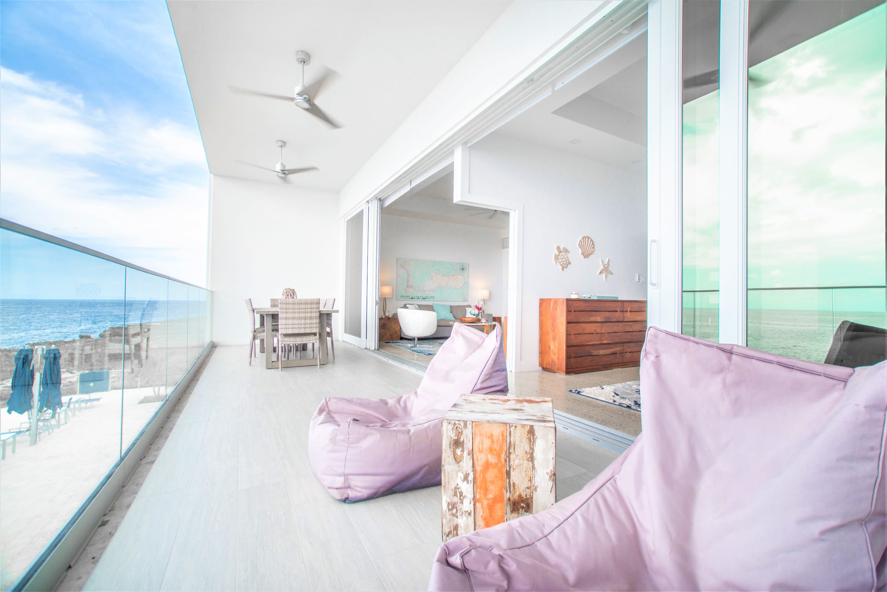 Property Image 2 - Spacious Modern Condo /w Jaw Dropping Ocean View