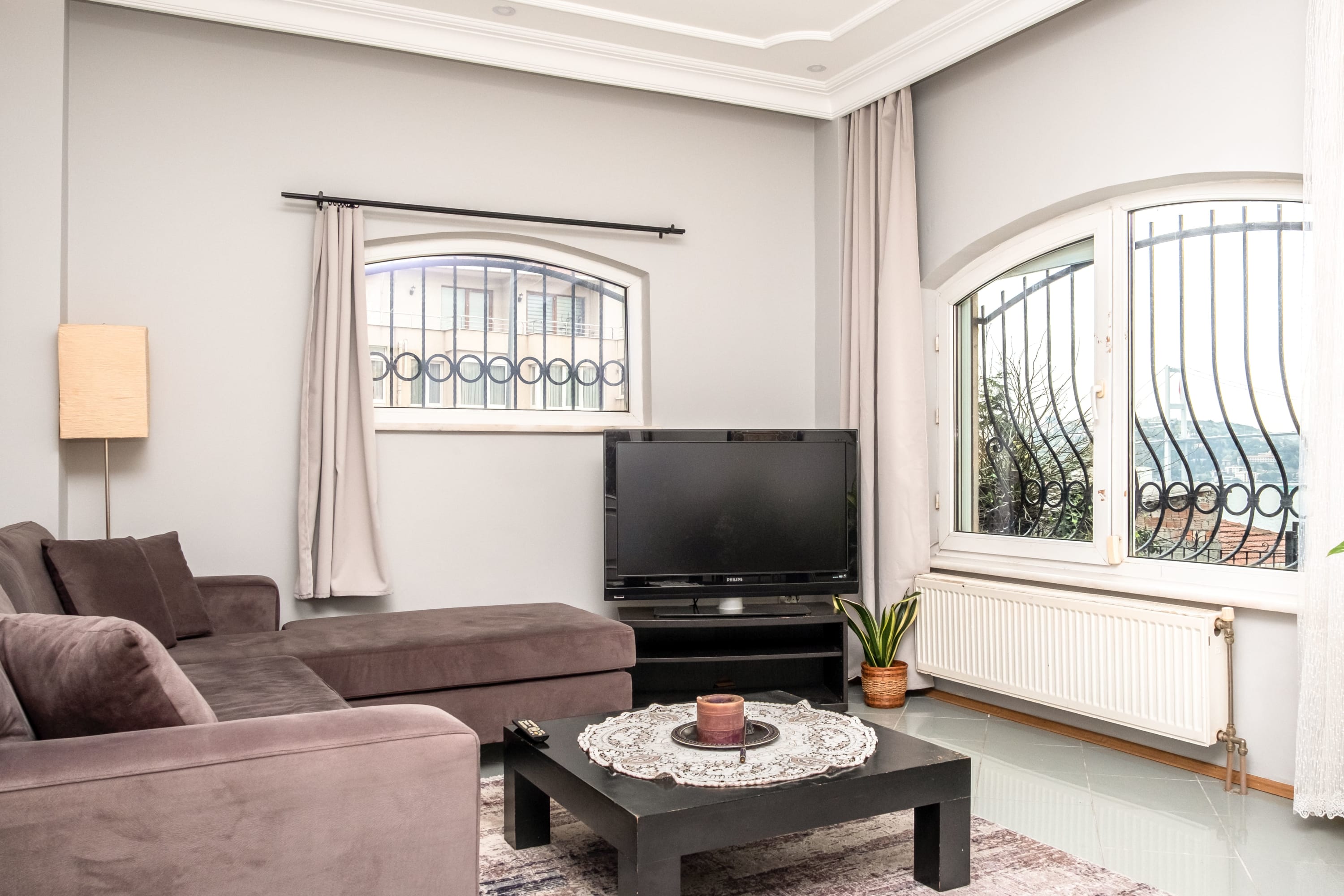 Property Image 2 - Exceptional Flat with Bosphorus View 1-Min Walk to Shore in Kuzguncuk, Uskudar