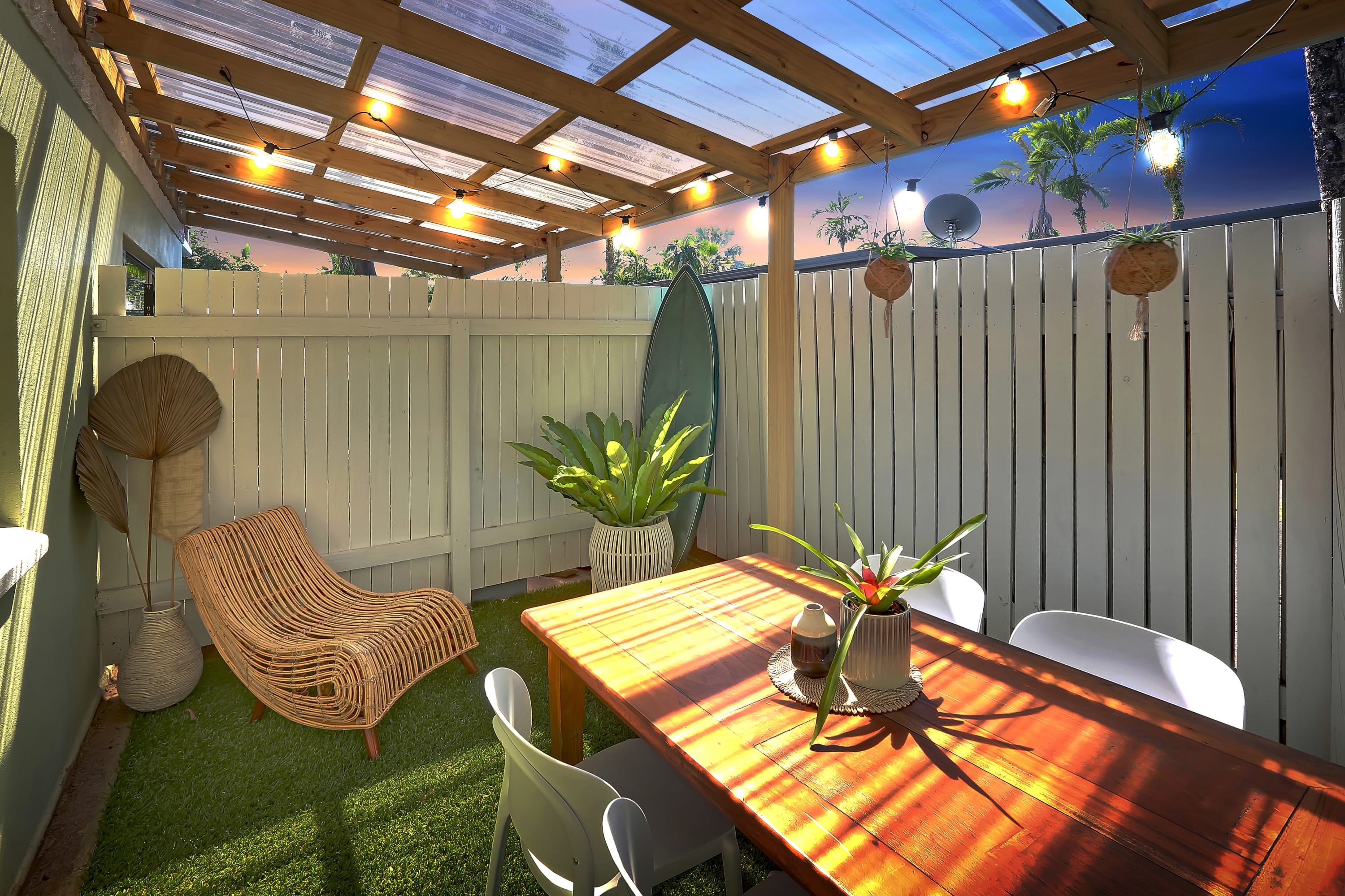 Property Image 1 - Stylish Apartment with BBQ in Cairns