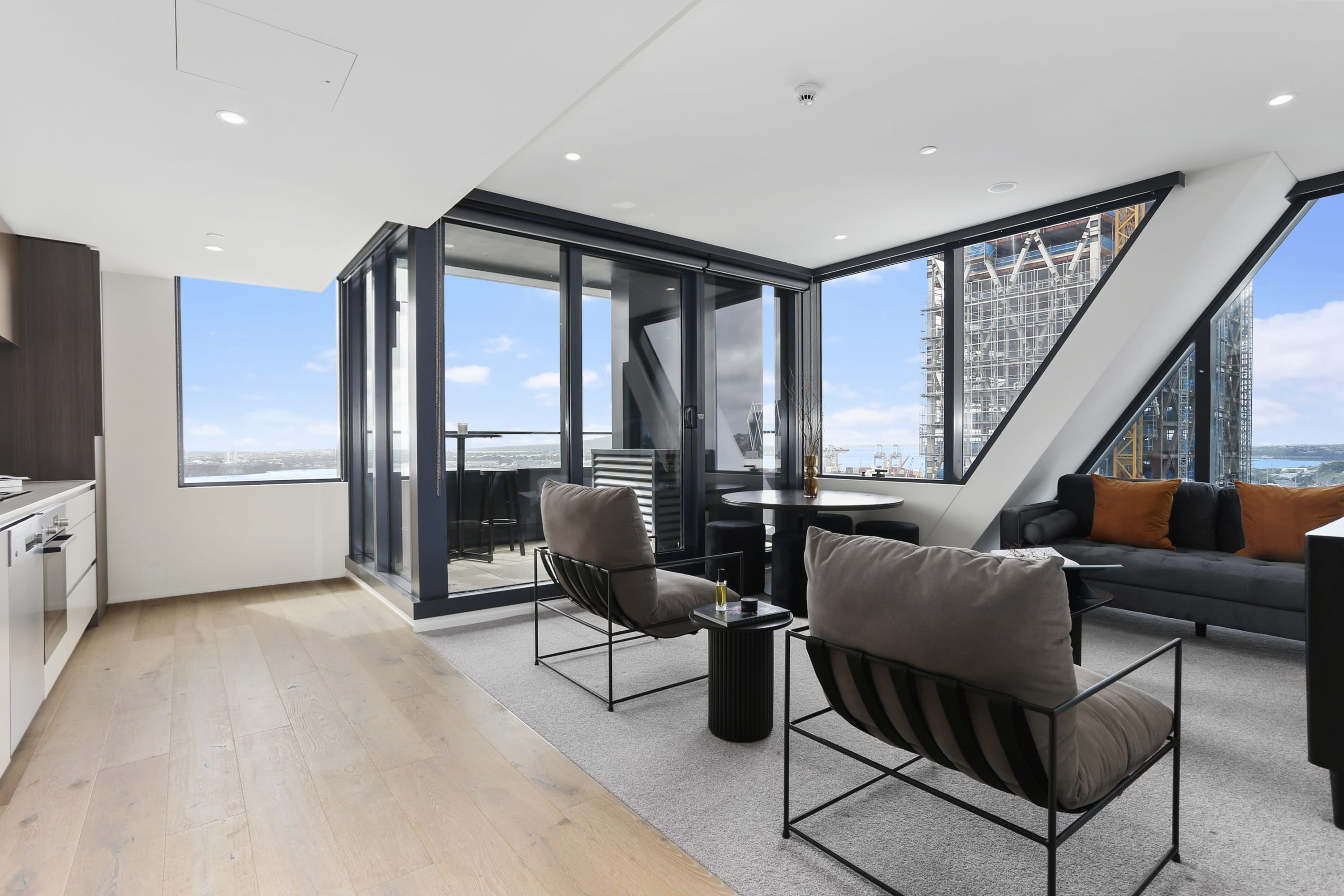 Property Image 2 - Modern and Elegant Apartment with Magical Views