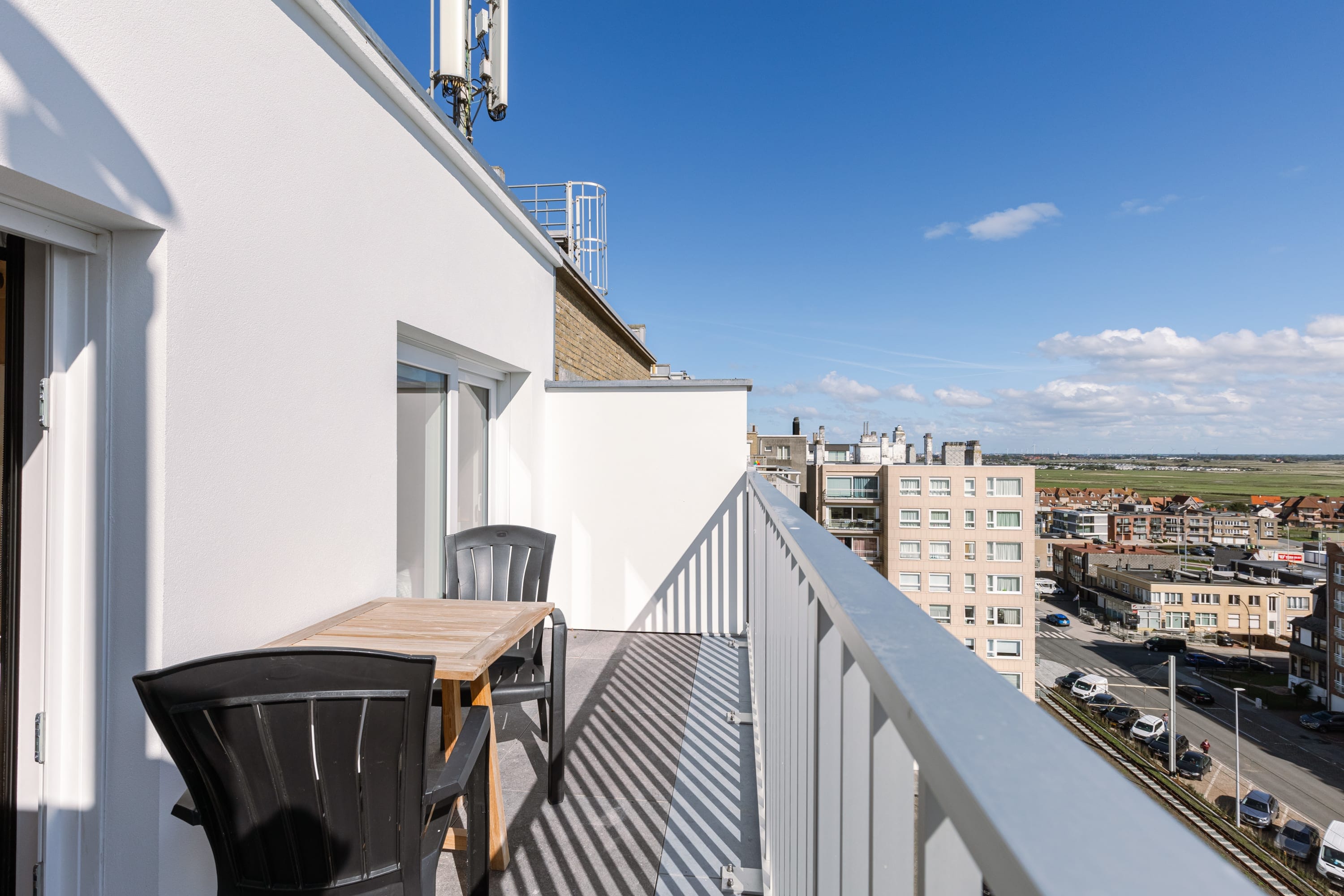 Property Image 2 - Picturesque Apartment with Panoramic Sea Views