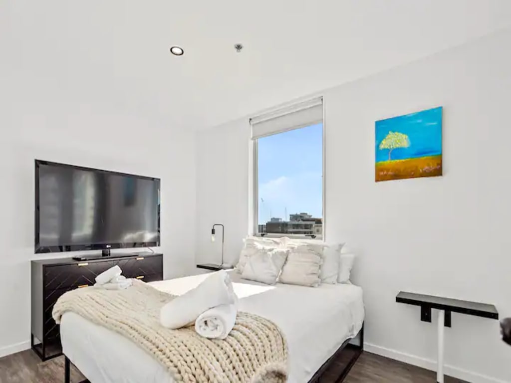 Property Image 2 - Modern One Bedroom Apartment in Auckland Central