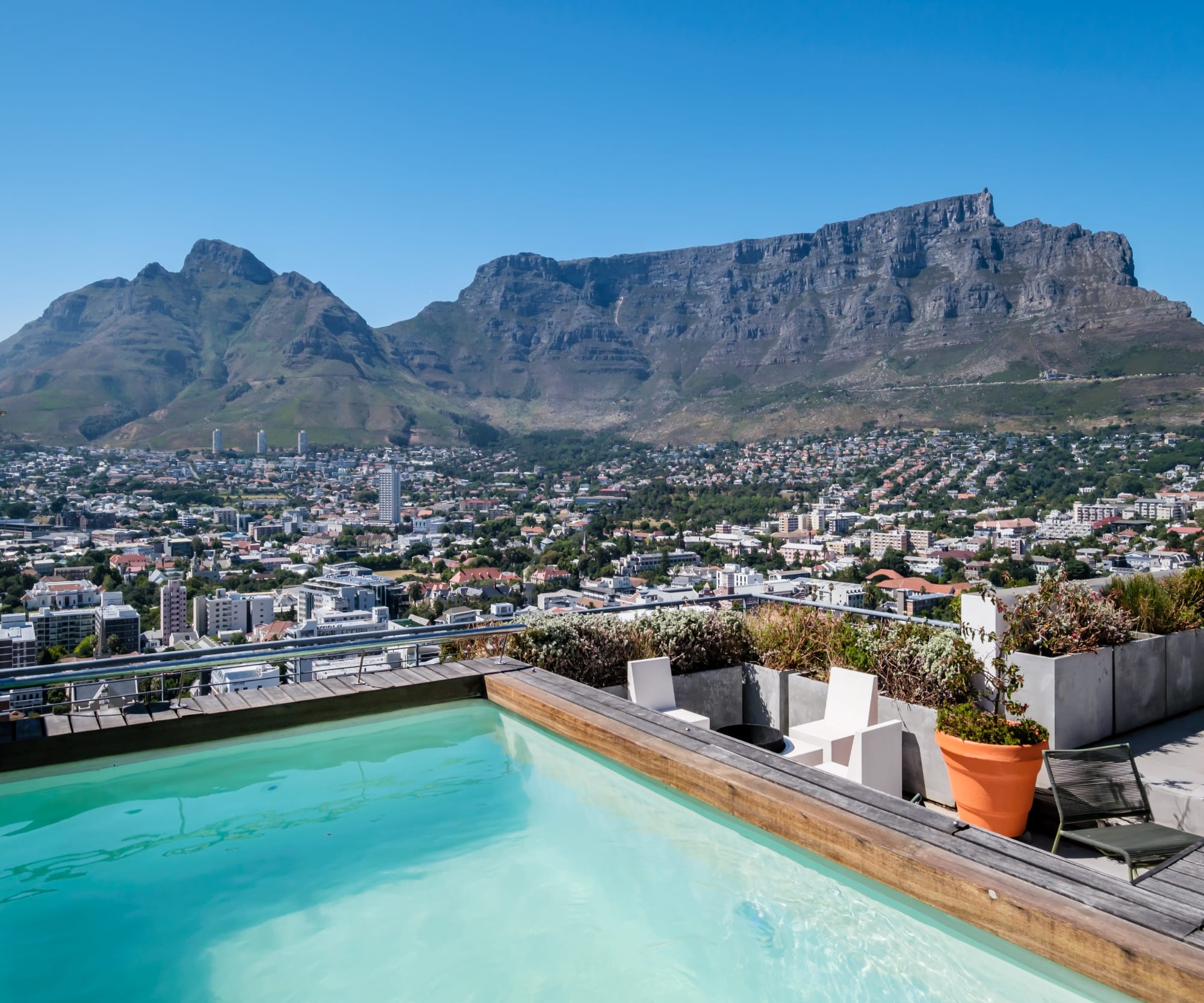 Property Image 1 - Gorgeous Apartment w/Table Mountain Views (Pride View)
