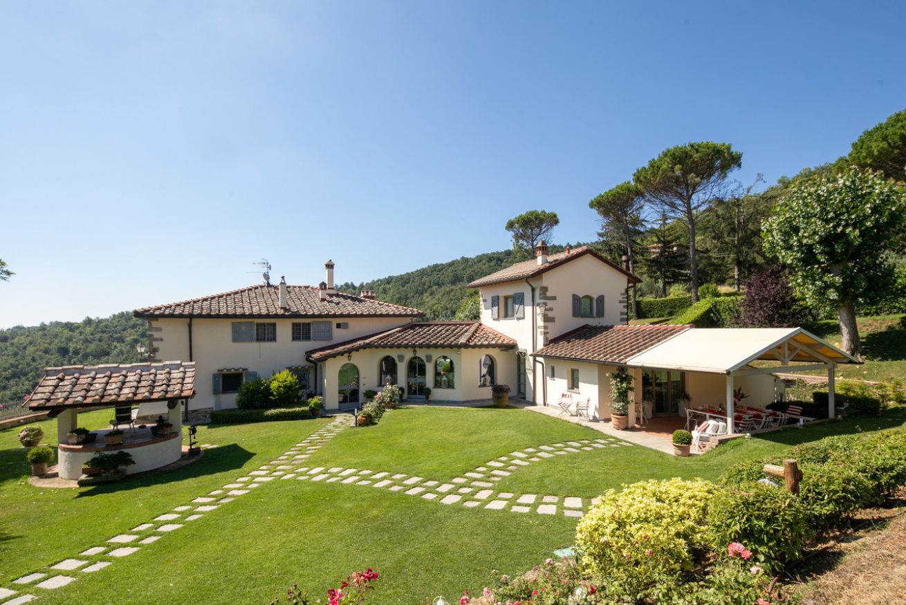 Property Image 2 - Beautiful villa with pool on the Florence hills