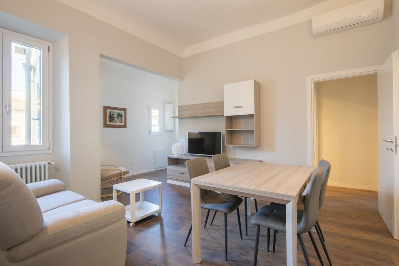 Property Image 1 -  Large and Modern Apartment a stone’s throw from Piazza dell’Indipendenza