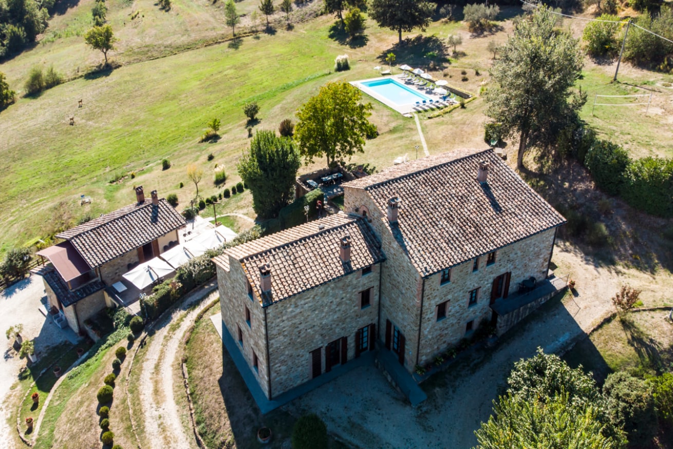 Property Image 2 - Fantastic private stone villa between Tuscany and Umbria