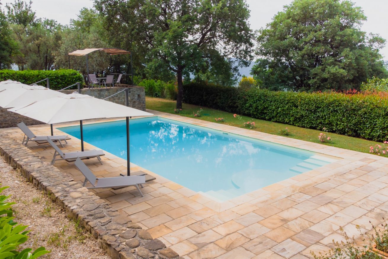 Property Image 1 - Fantastic Villa with pool and great views between Tuscany and Umbria