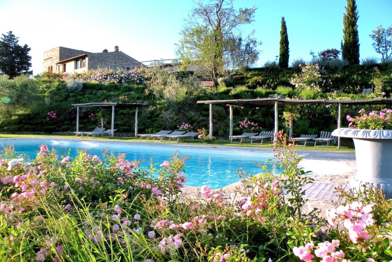 Property Image 1 - Fantastic suite with shared pool in central Tuscany