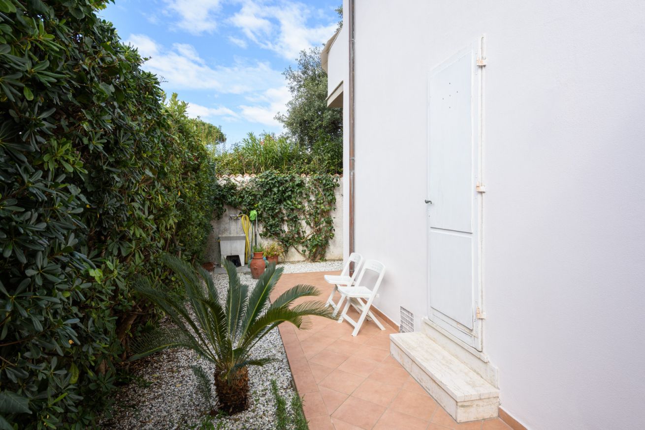 Property Image 2 - Beautiful apartment with garden in Forte dei Marmi